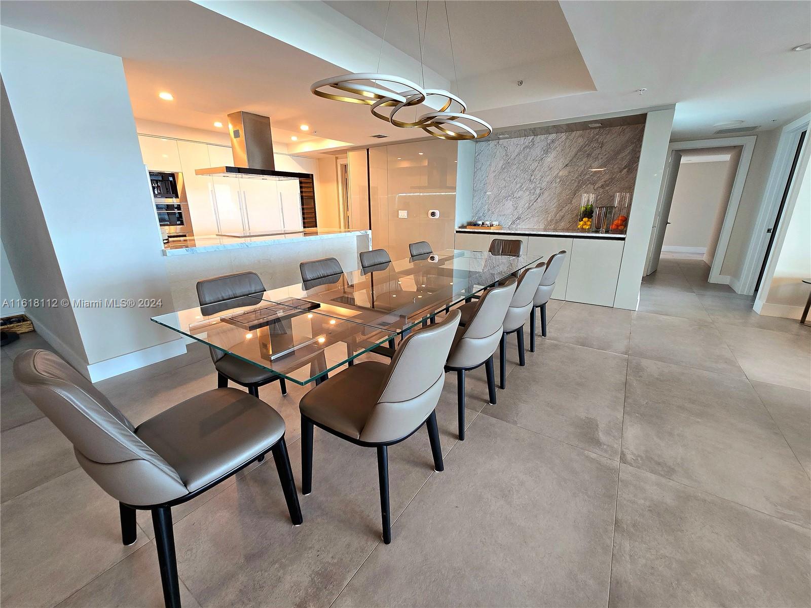 330 Sunny Isles Blvd # 2404 Unit: 5-2404