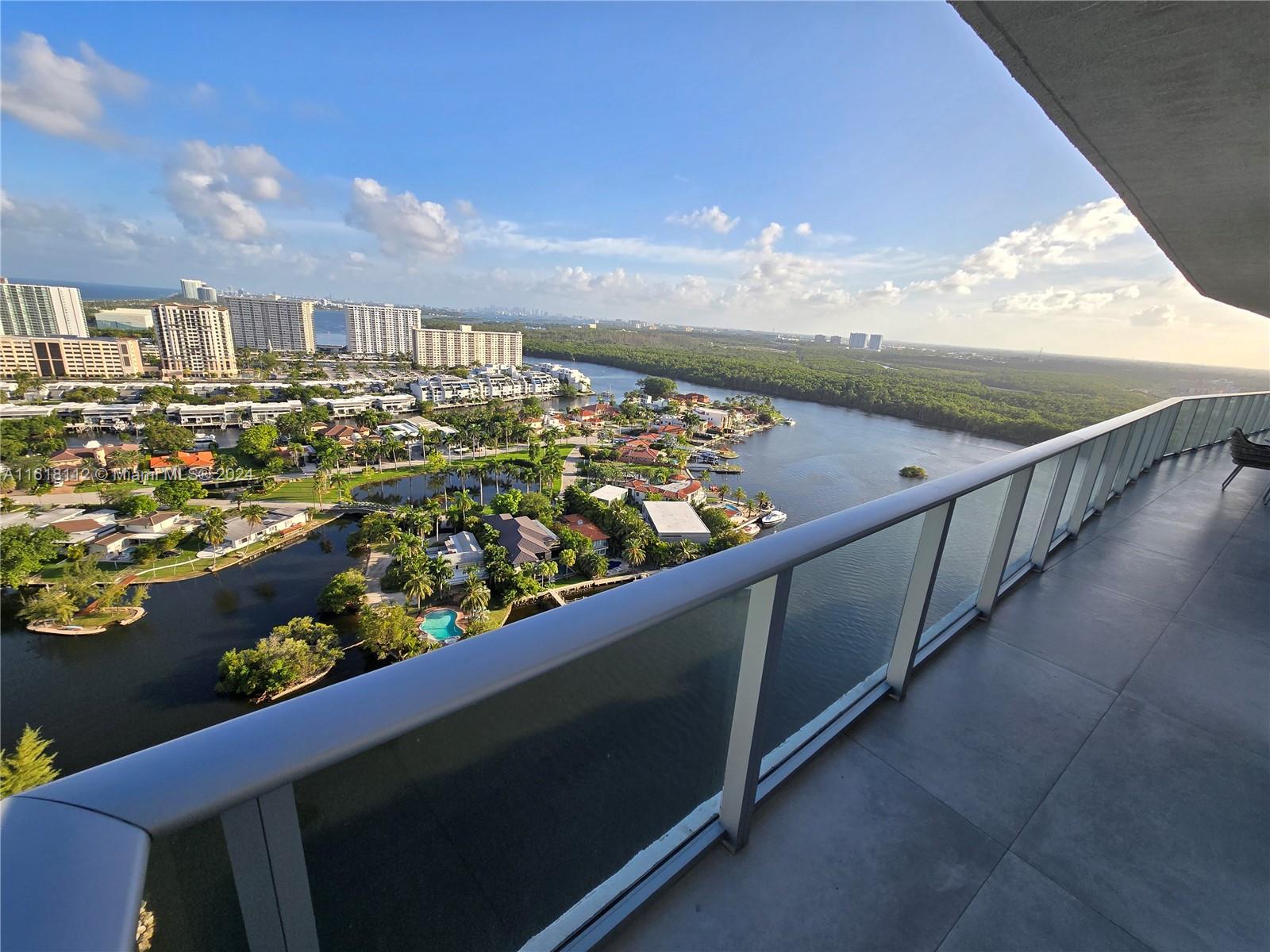 330 Sunny Isles Blvd # 2404 Unit: 5-2404