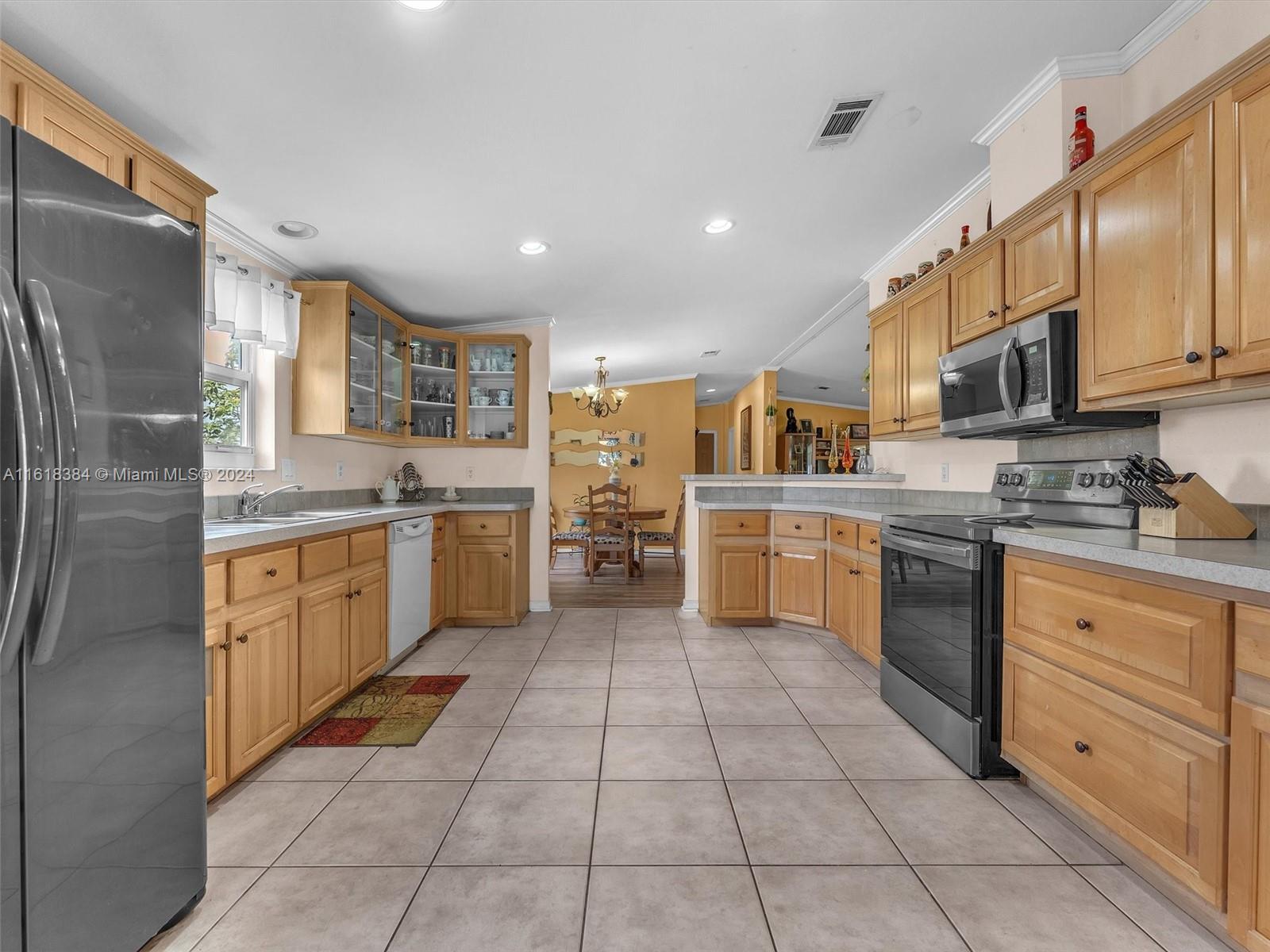2244 SW 84th Ave