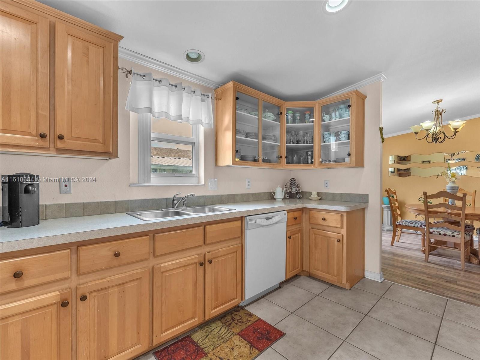 2244 SW 84th Ave
