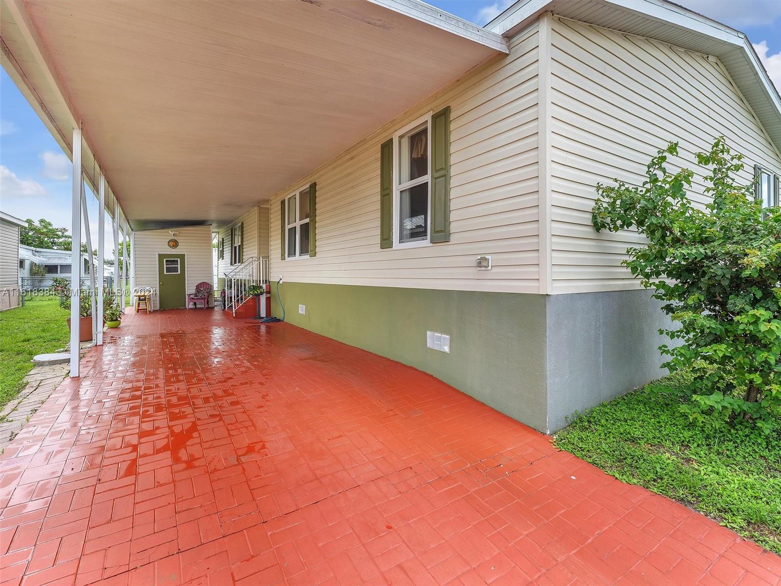 2244 SW 84th Ave