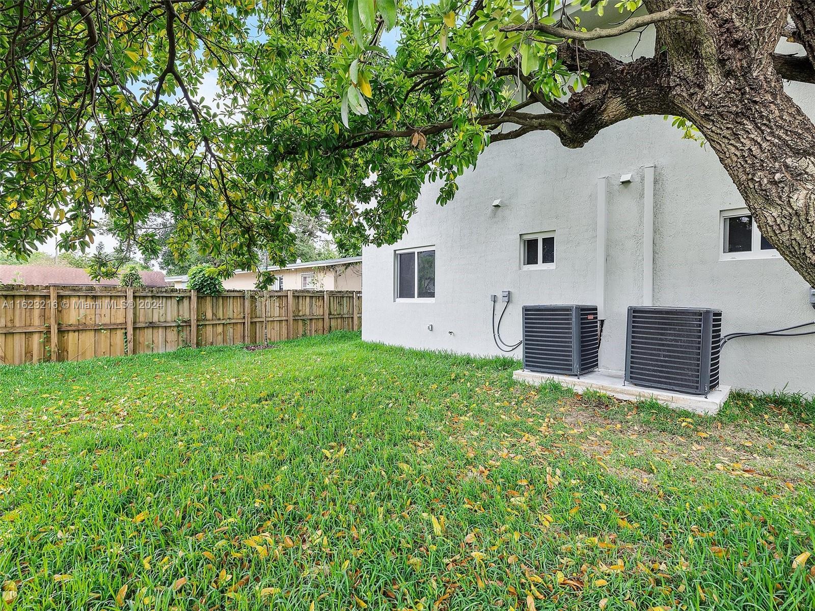 1884 NW 64th St