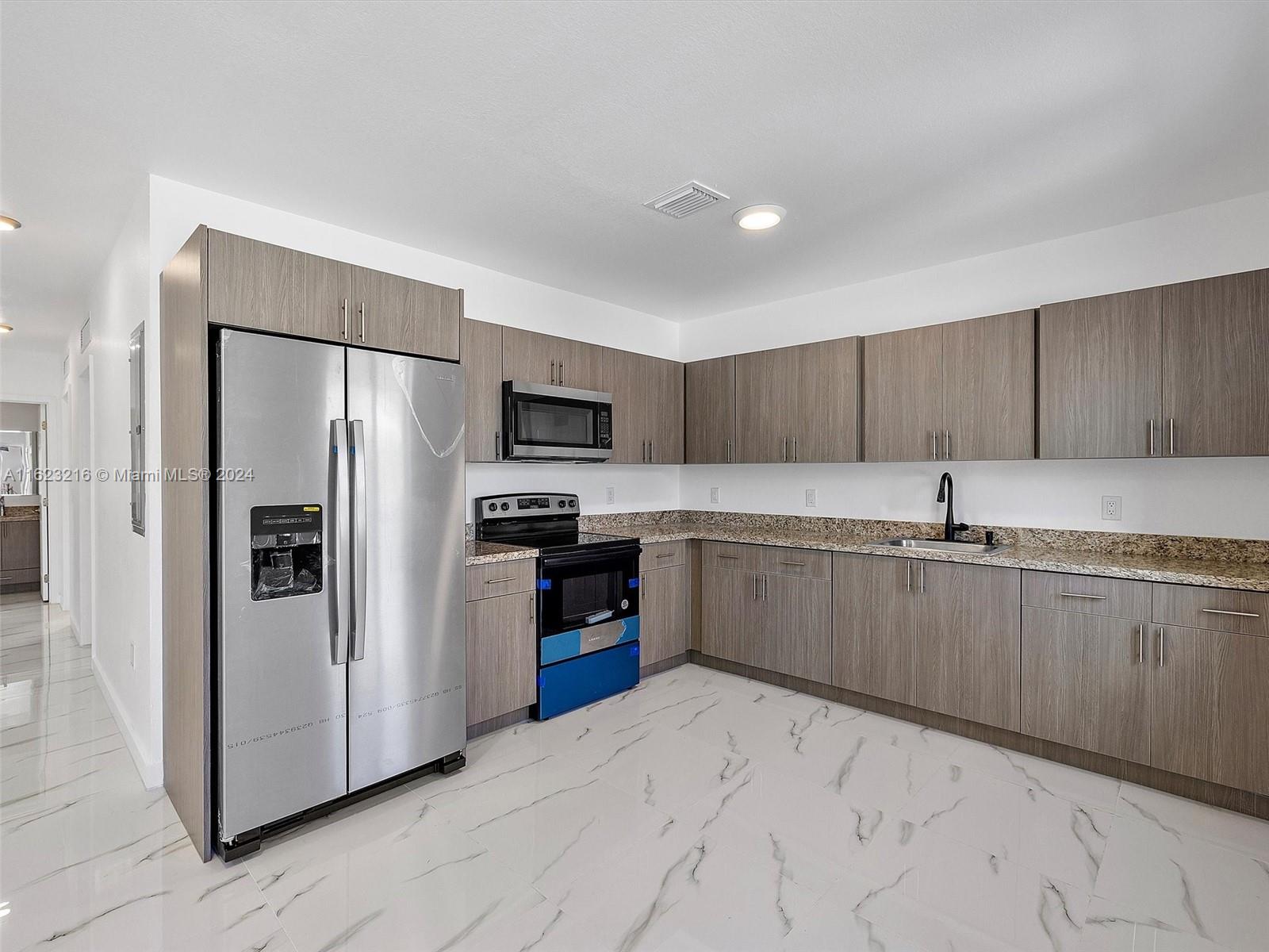 1884 NW 64th St