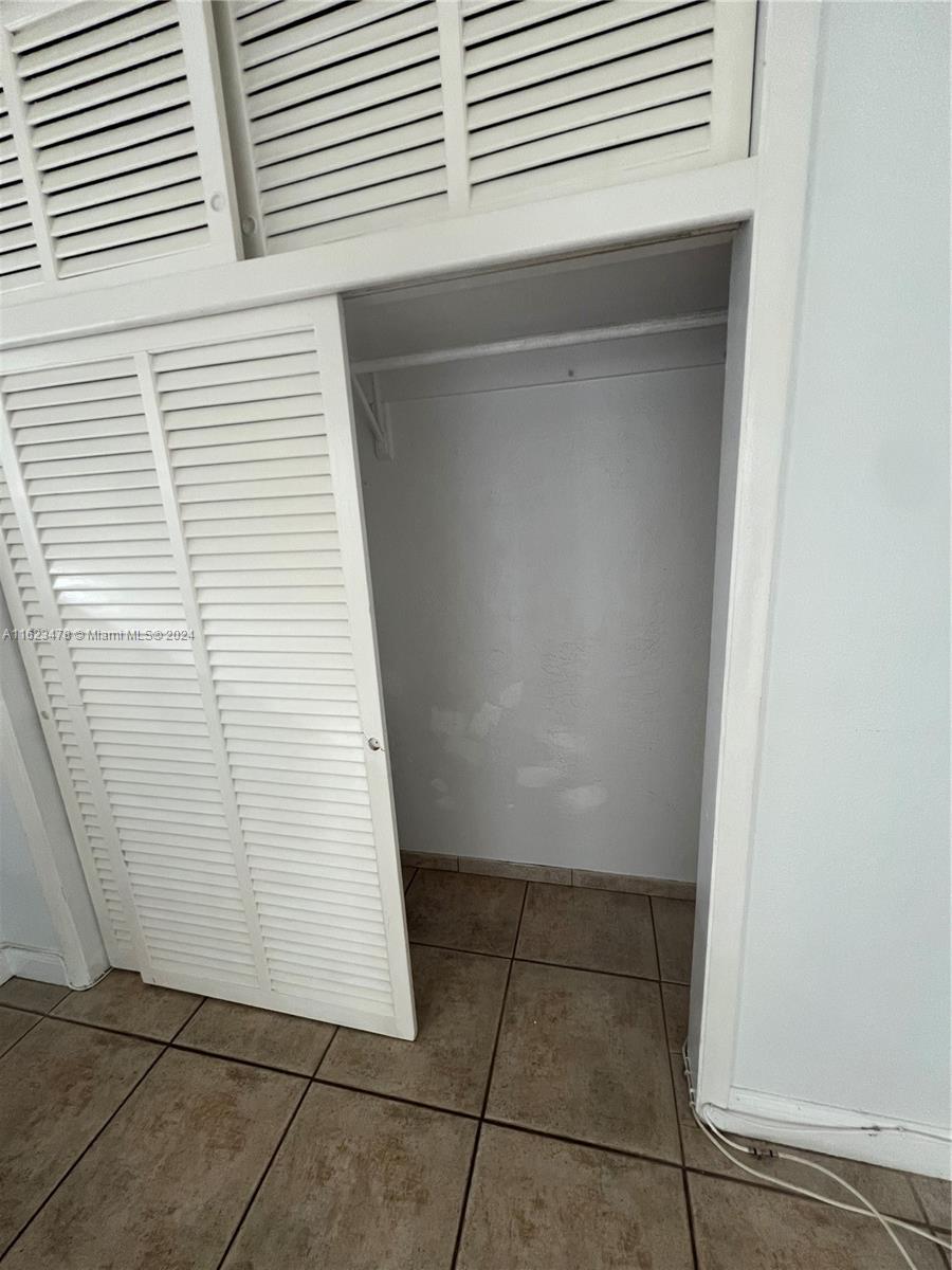 2200 S Ocean Dr # N311