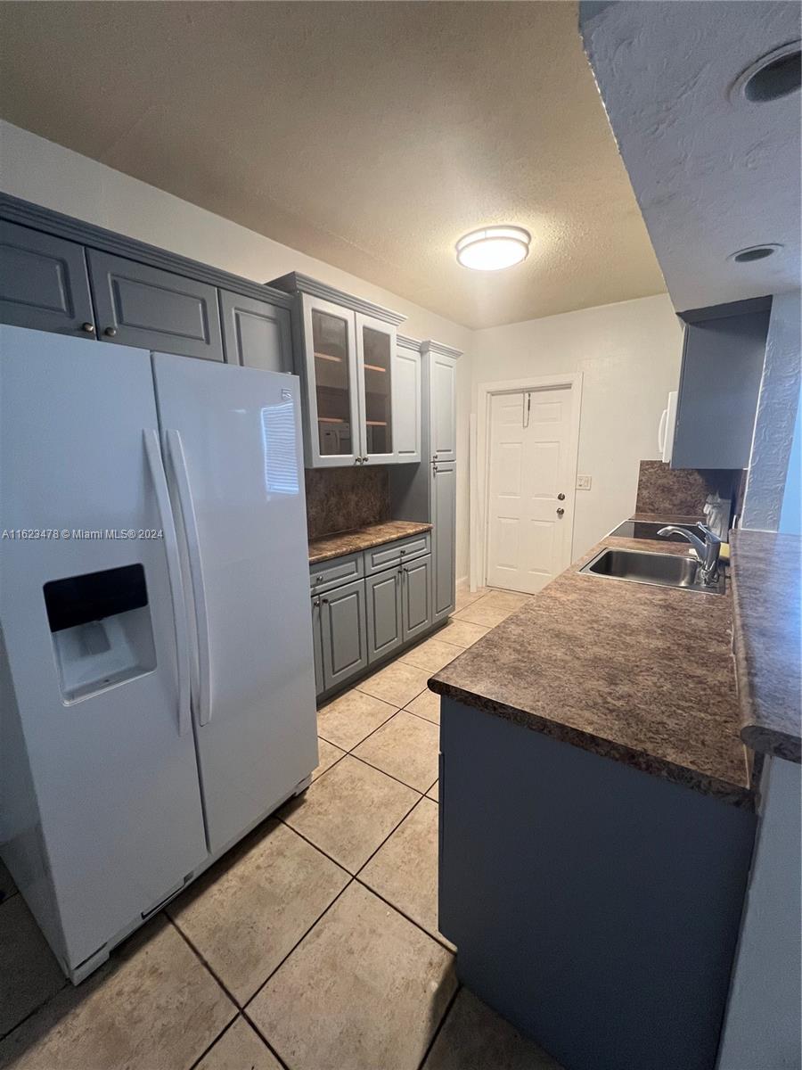 2200 S Ocean Dr # N311