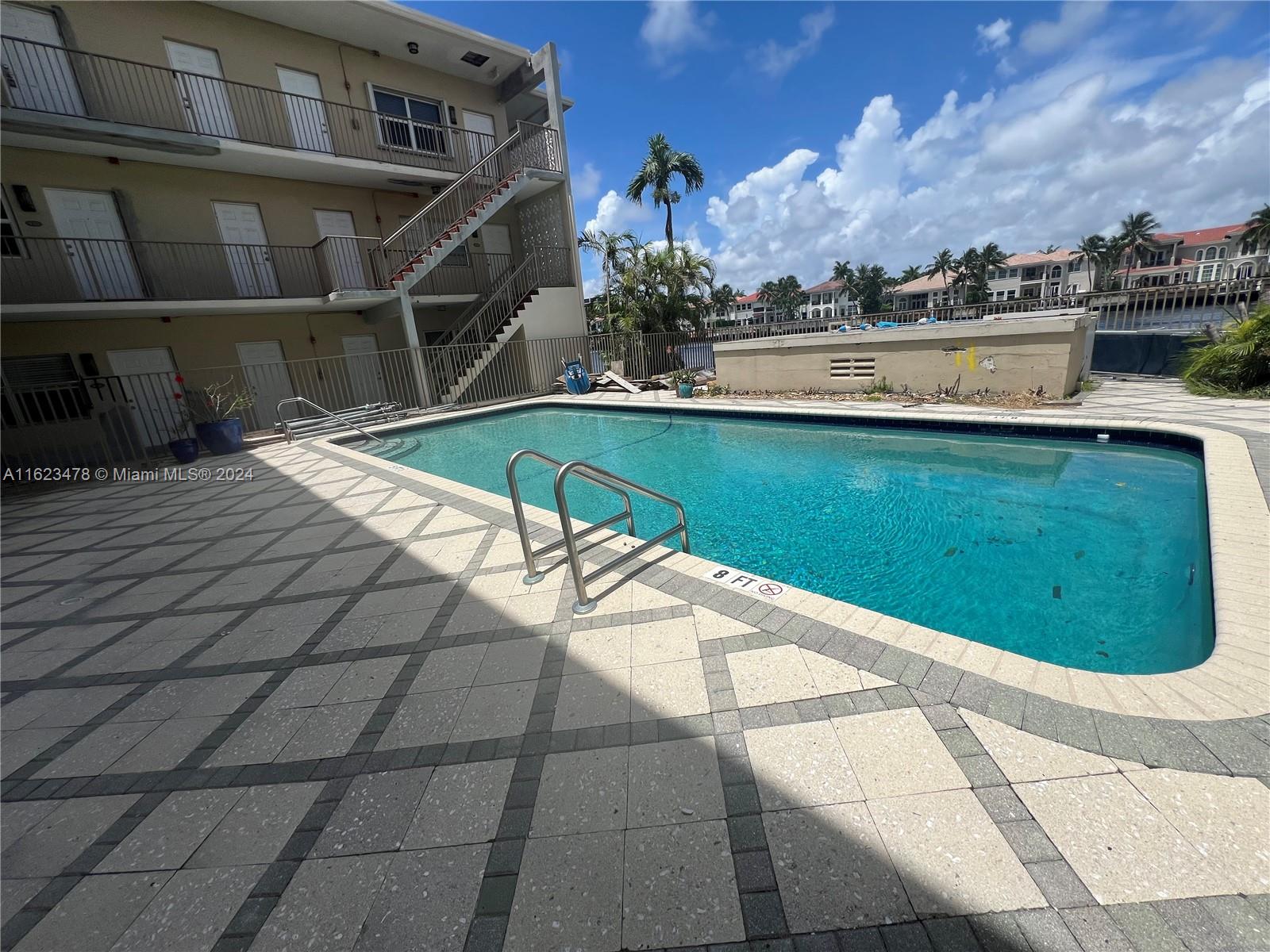 2200 S Ocean Dr # N311