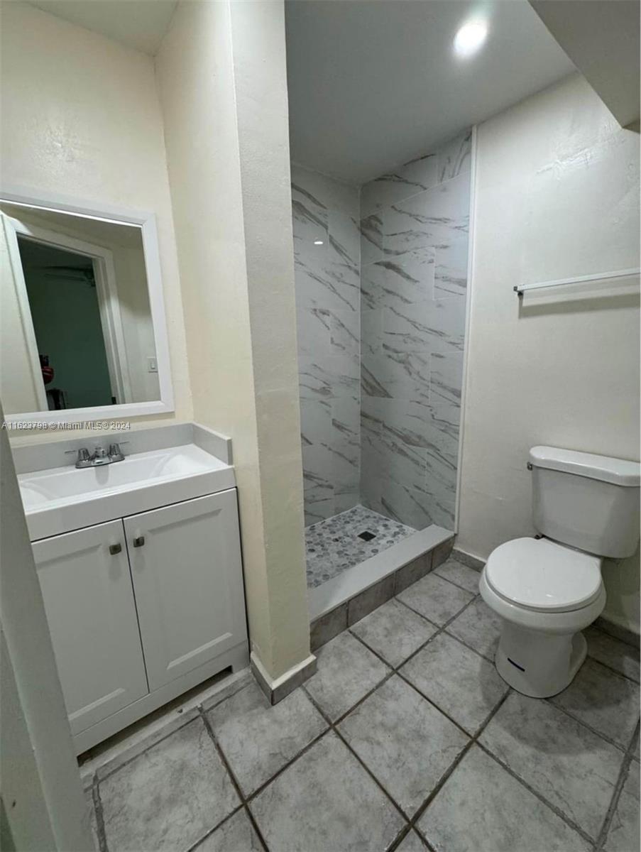 7900 Fairview Dr # 201