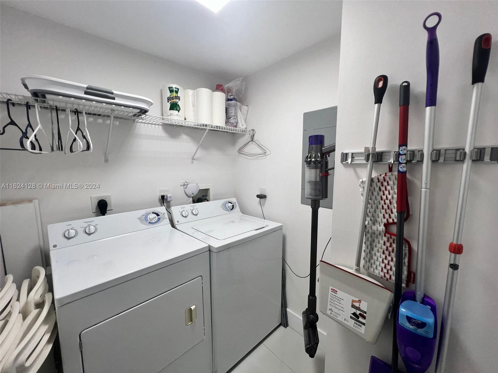21055 Yacht Club Dr # 2204