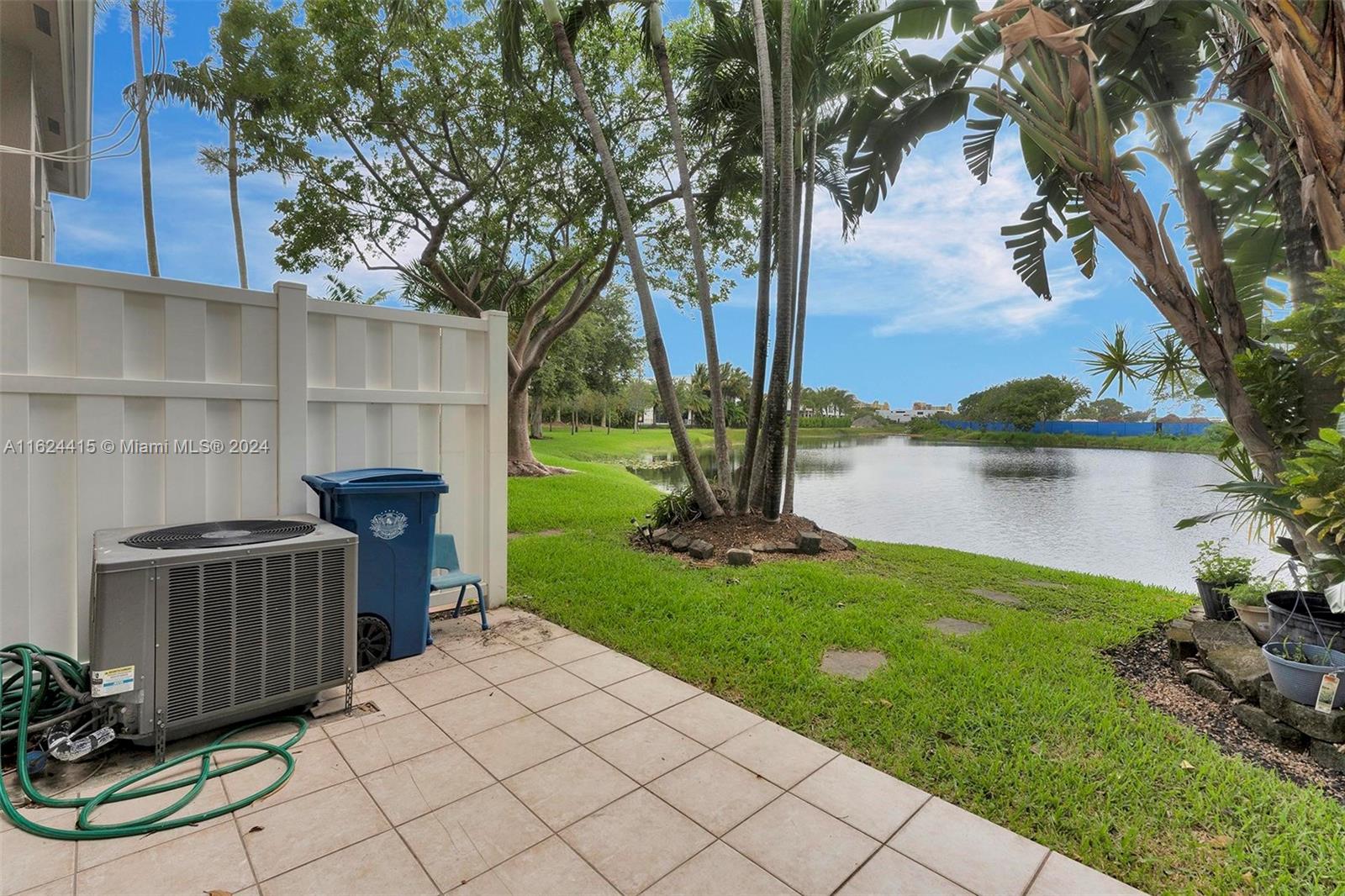 205 Riviera Cir # 6 Unit: 40-6
