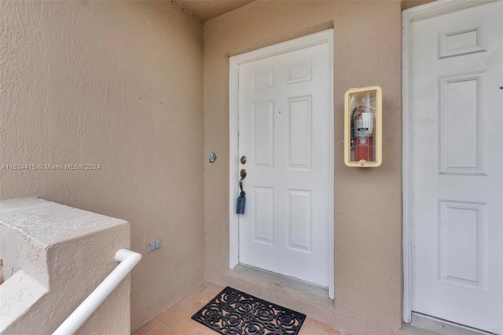 205 Riviera Cir # 6 Unit: 40-6
