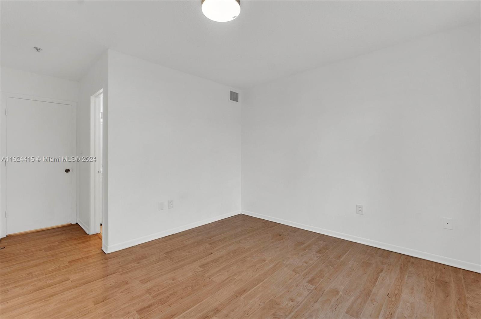 205 Riviera Cir # 6 Unit: 40-6