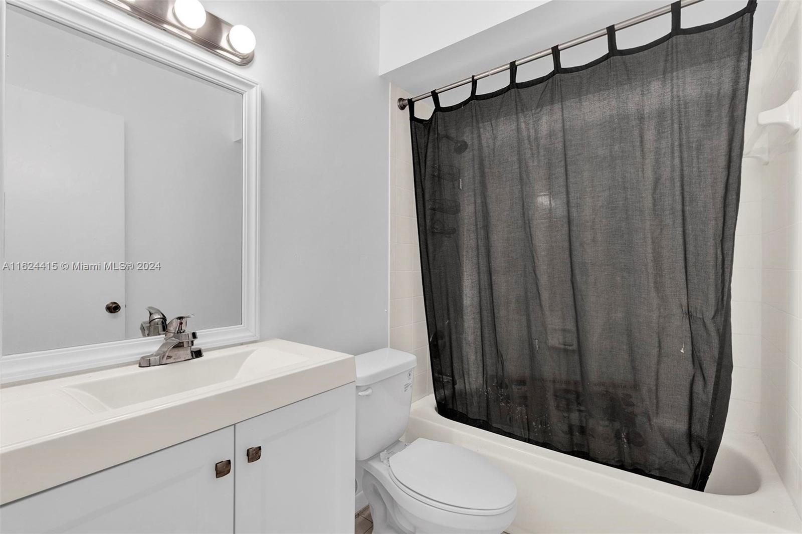 205 Riviera Cir # 6 Unit: 40-6