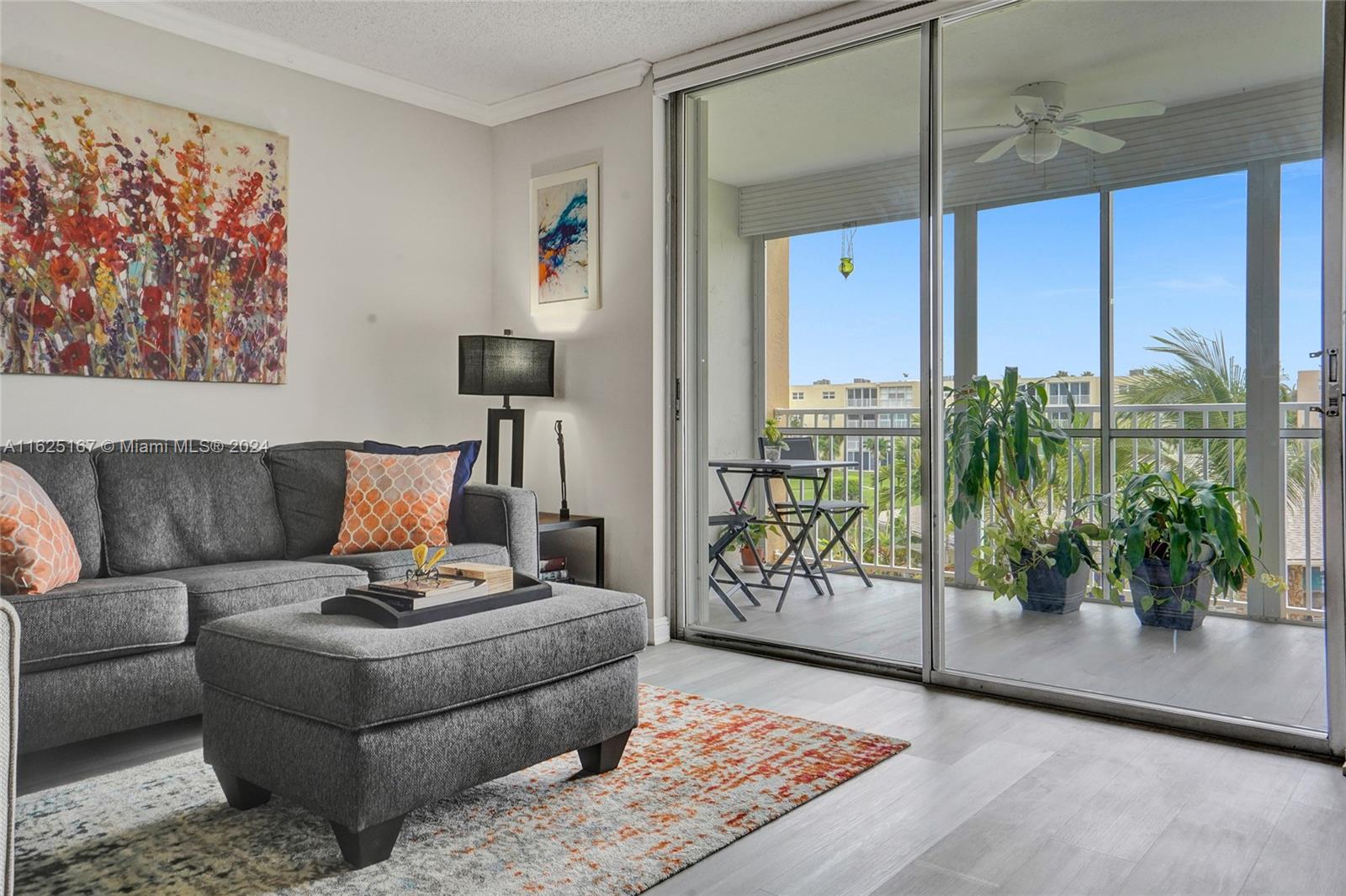 202 SE 10th Street # 302
