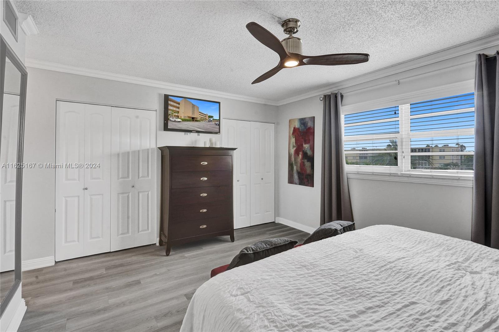 202 SE 10th Street # 302