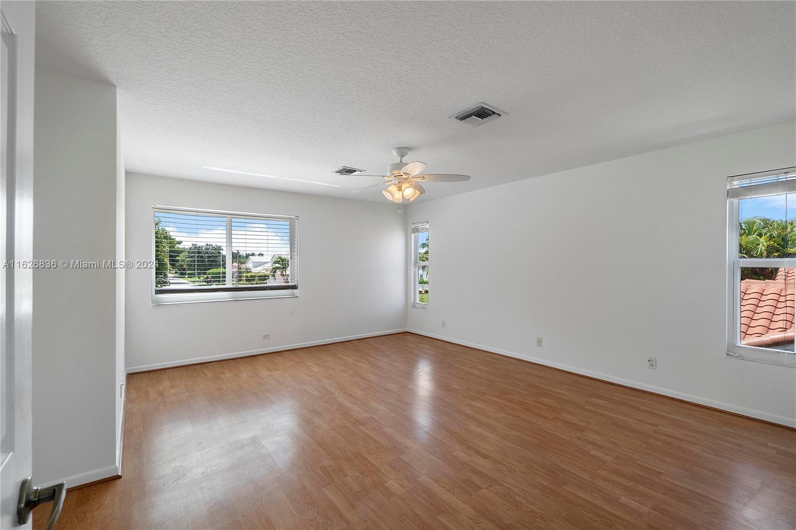 4177 NW 90th Ter