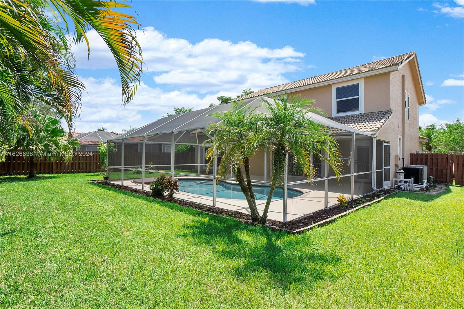 4177 NW 90th Ter