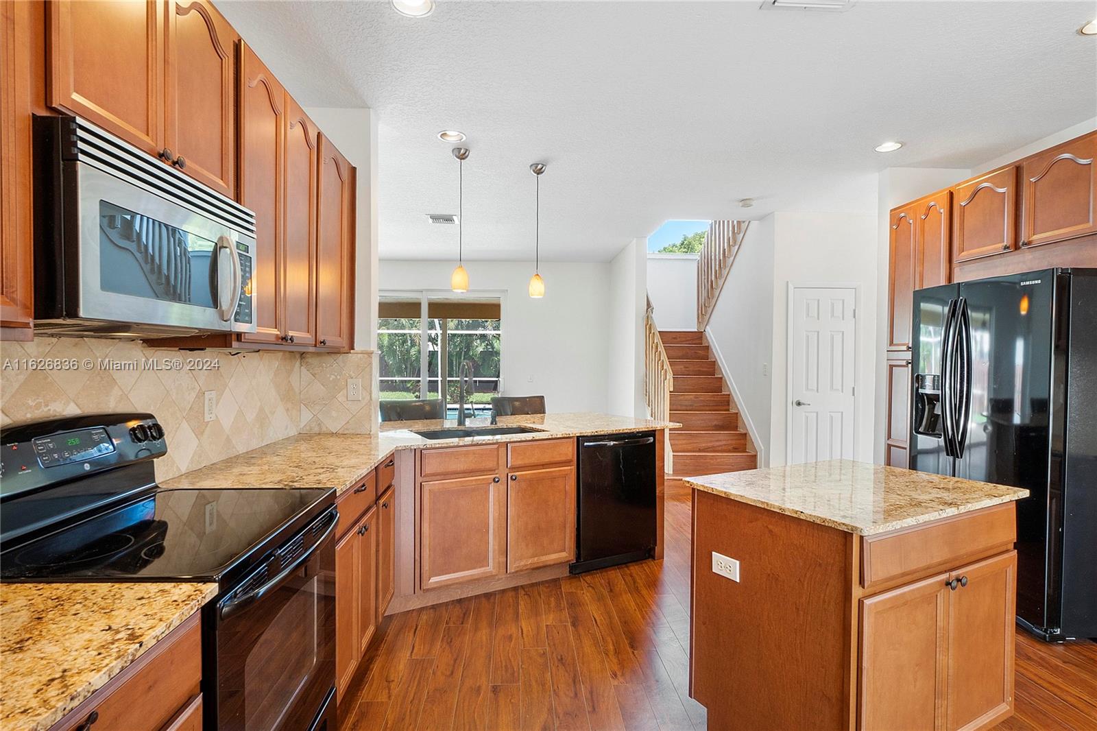 4177 NW 90th Ter