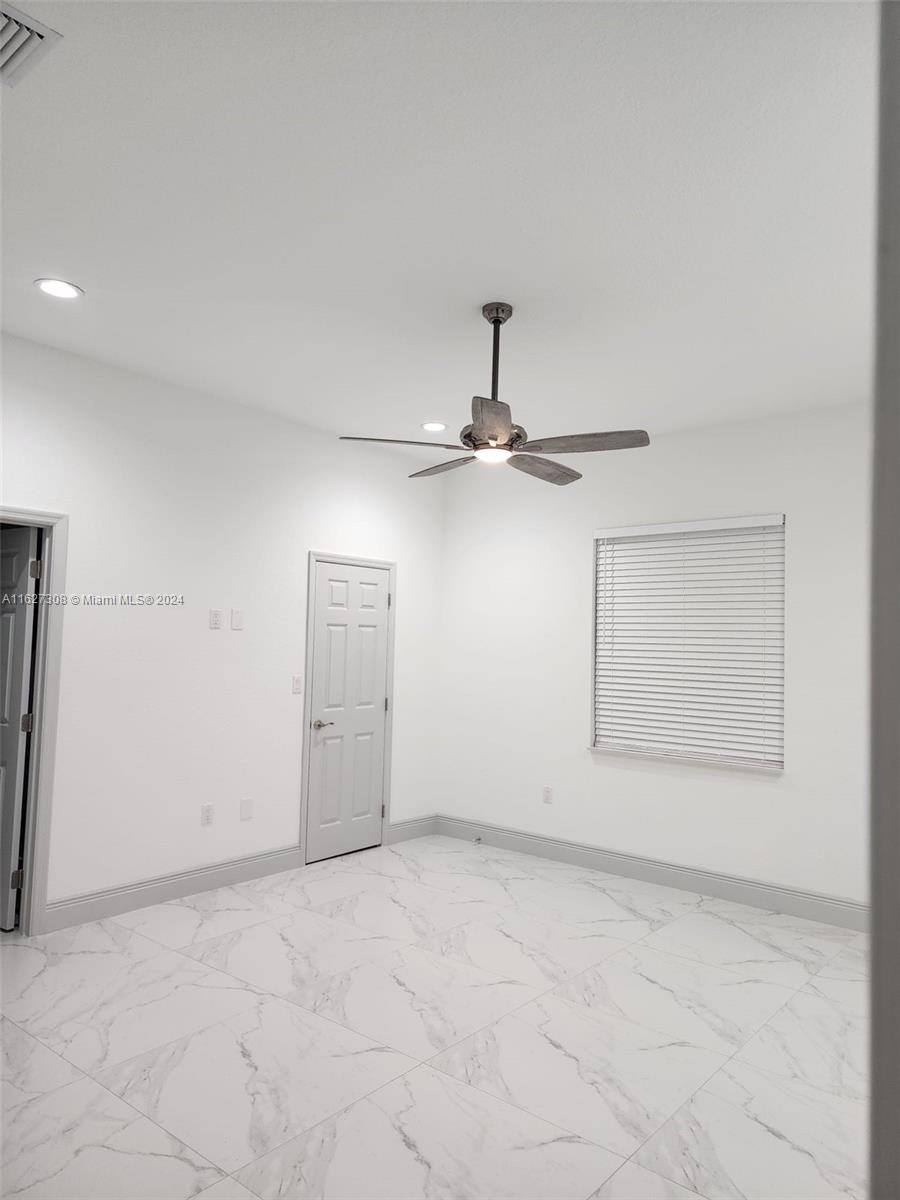 218 SW 1st Ave # 0