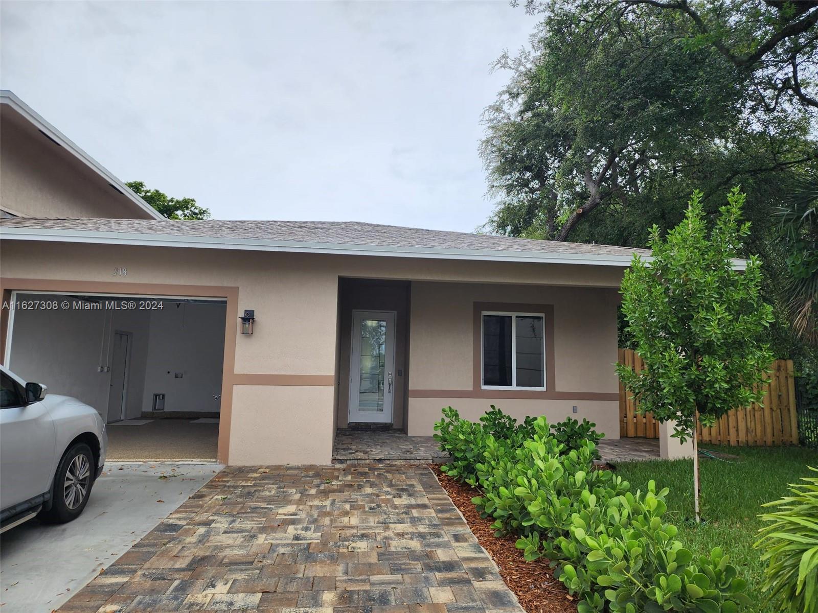 218 SW 1st Ave # 0