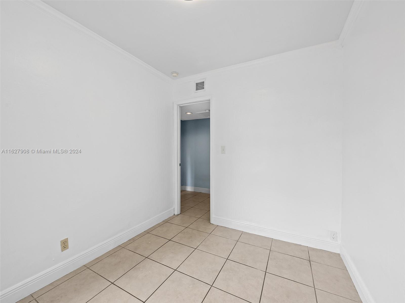 920 SW 50th Ave