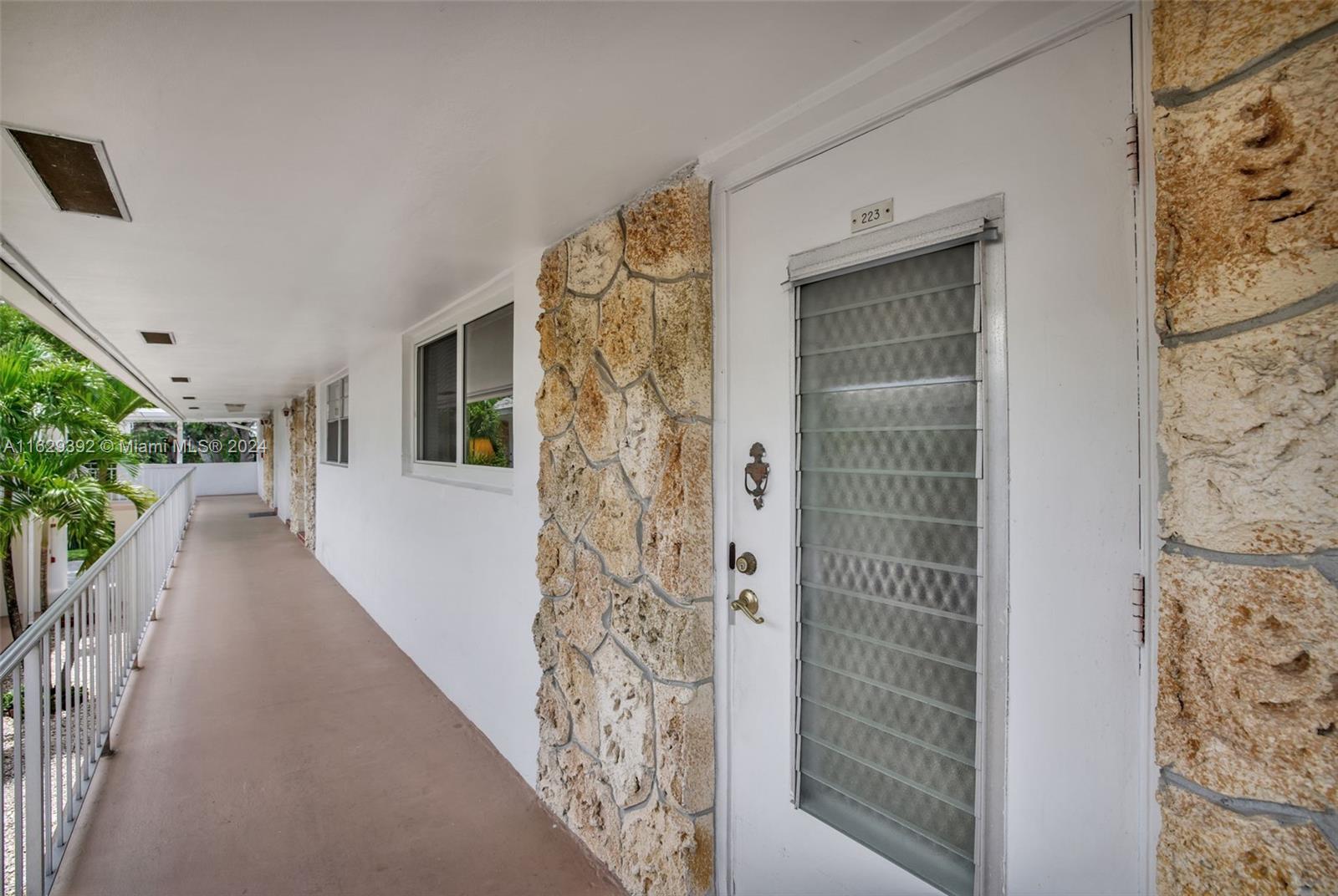 2525 W Golf Blvd # 223