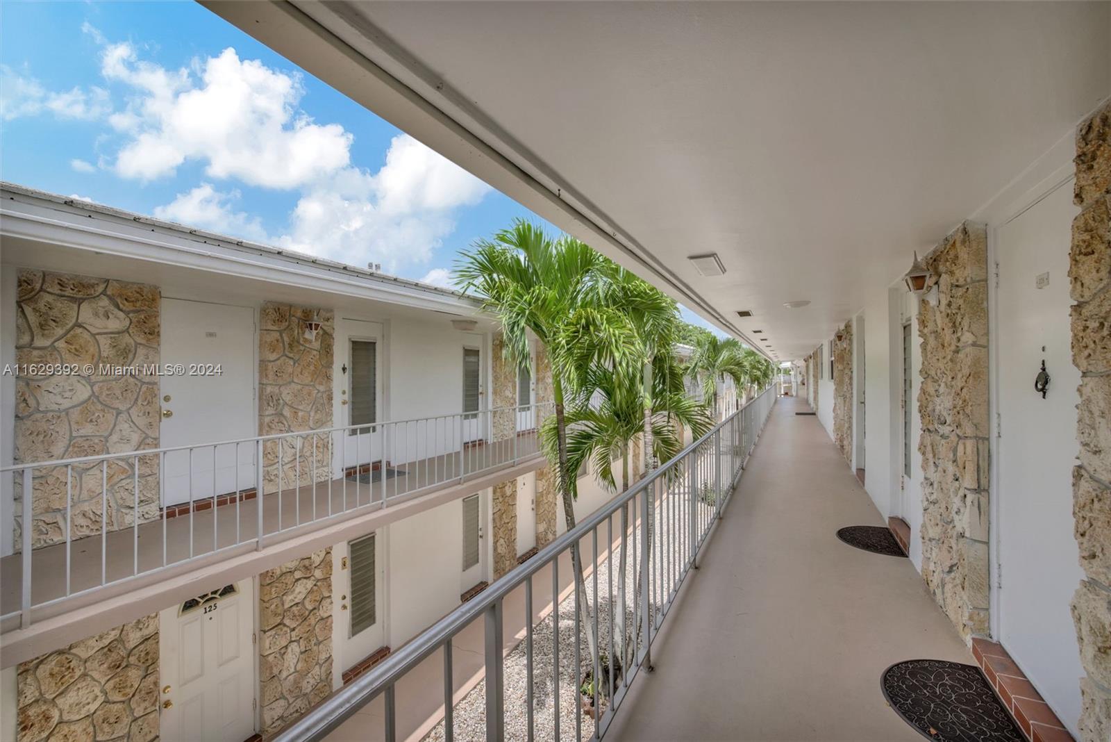2525 W Golf Blvd # 223