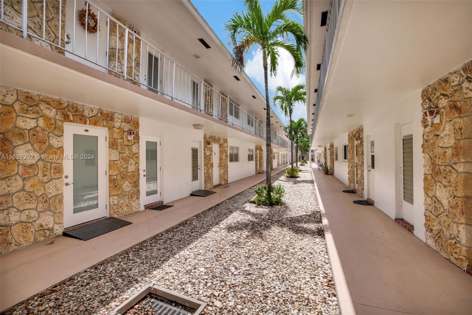 2525 W Golf Blvd # 223
