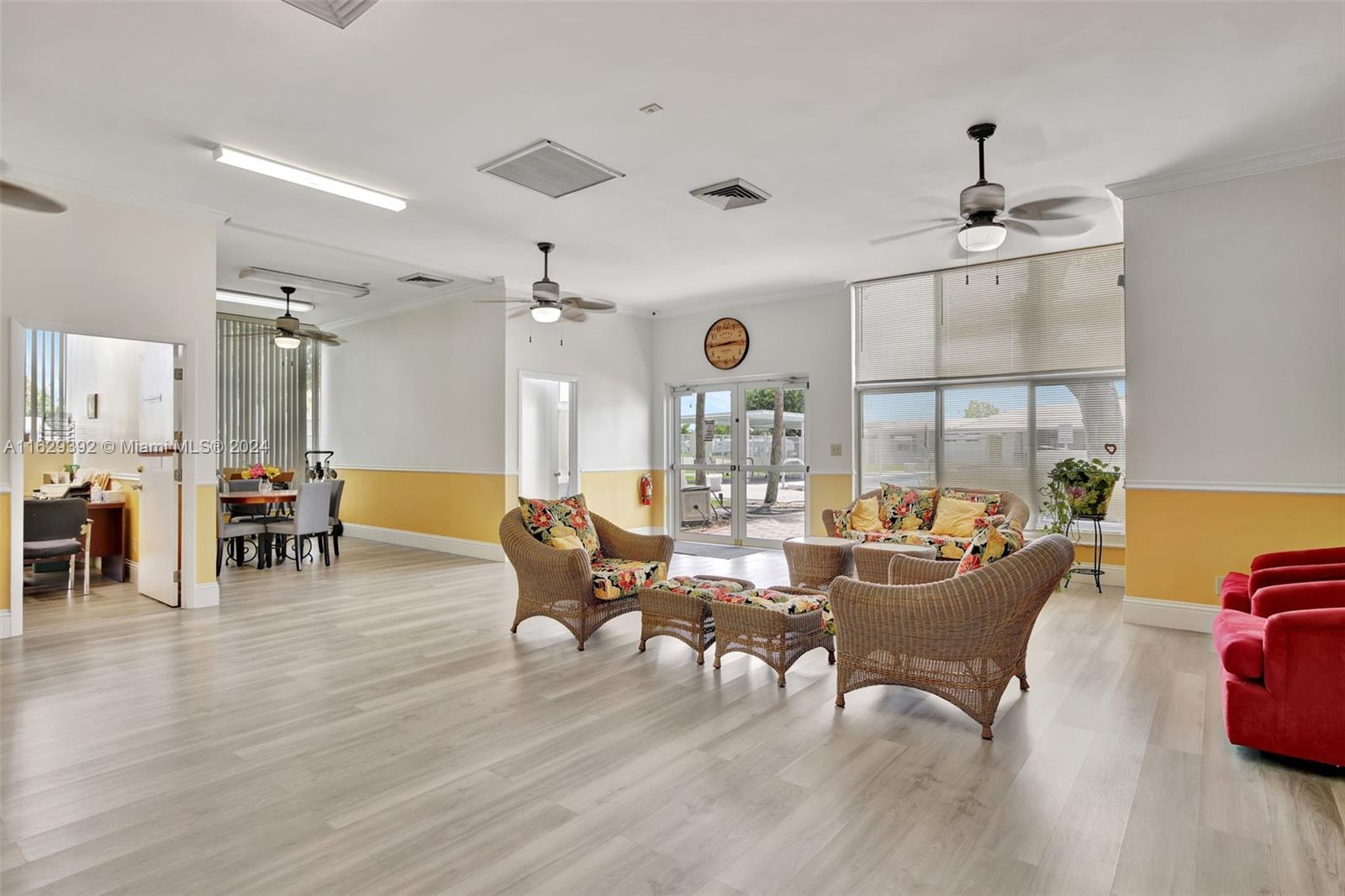 2525 W Golf Blvd # 223