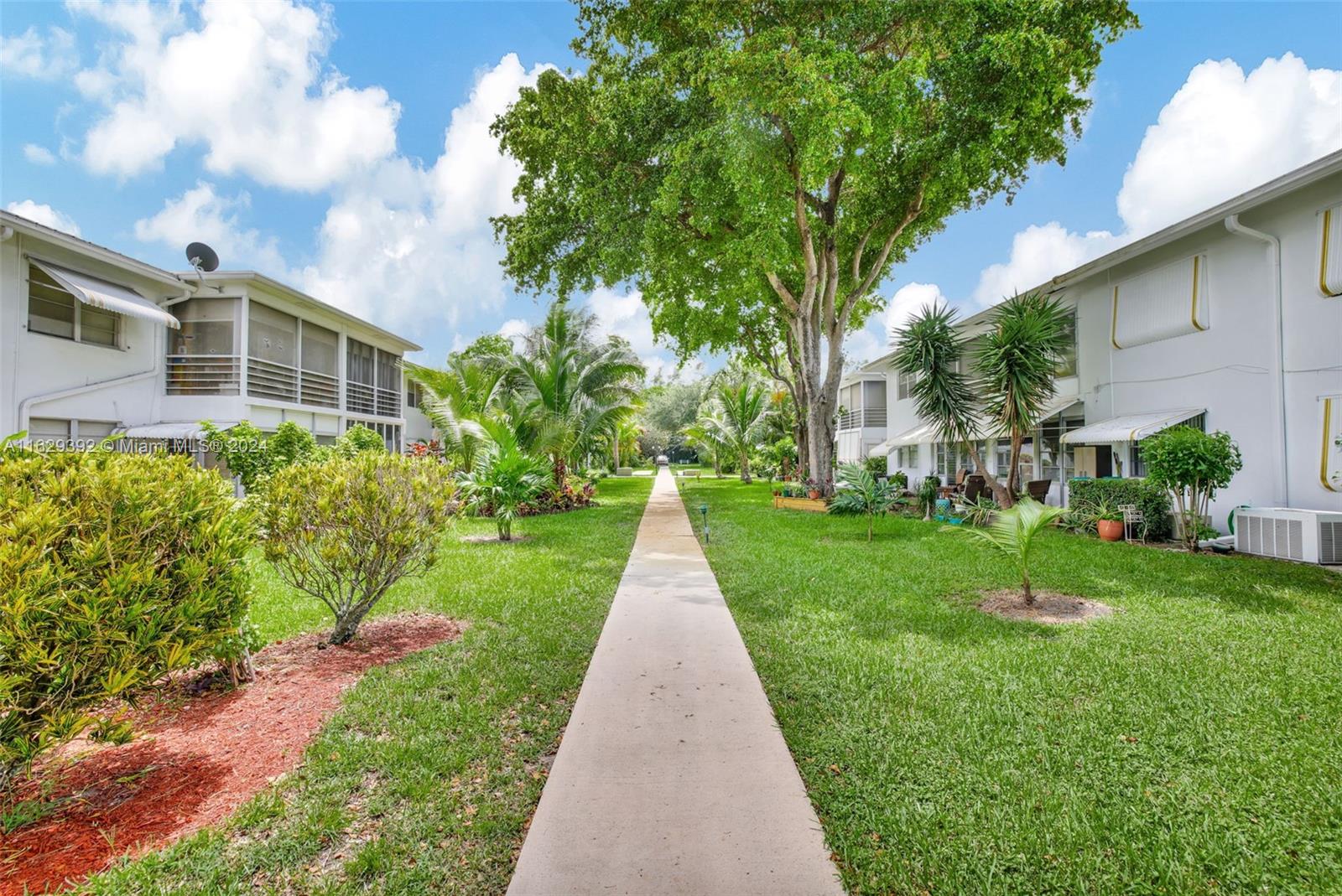 2525 W Golf Blvd # 223