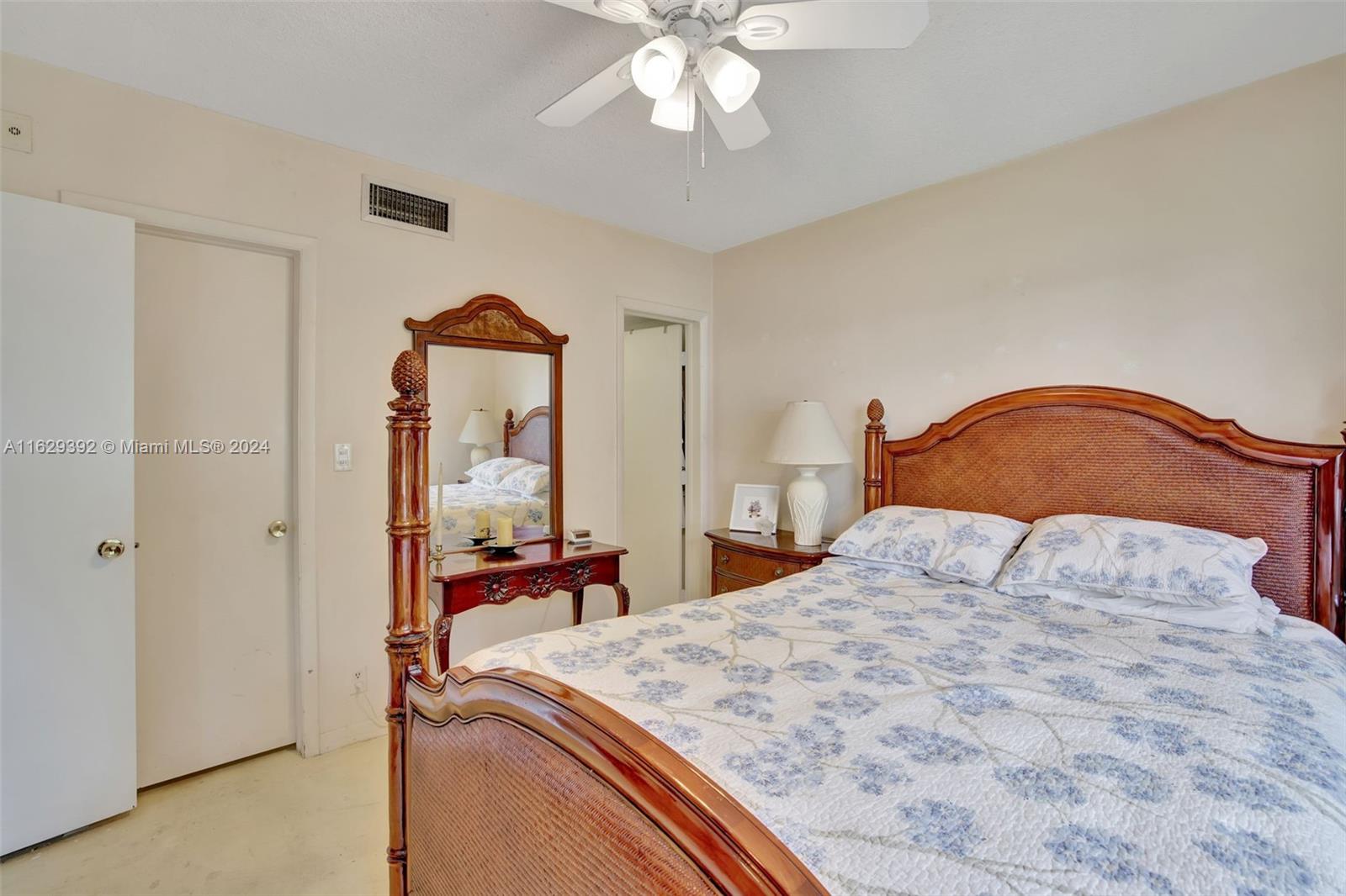 2525 W Golf Blvd # 223