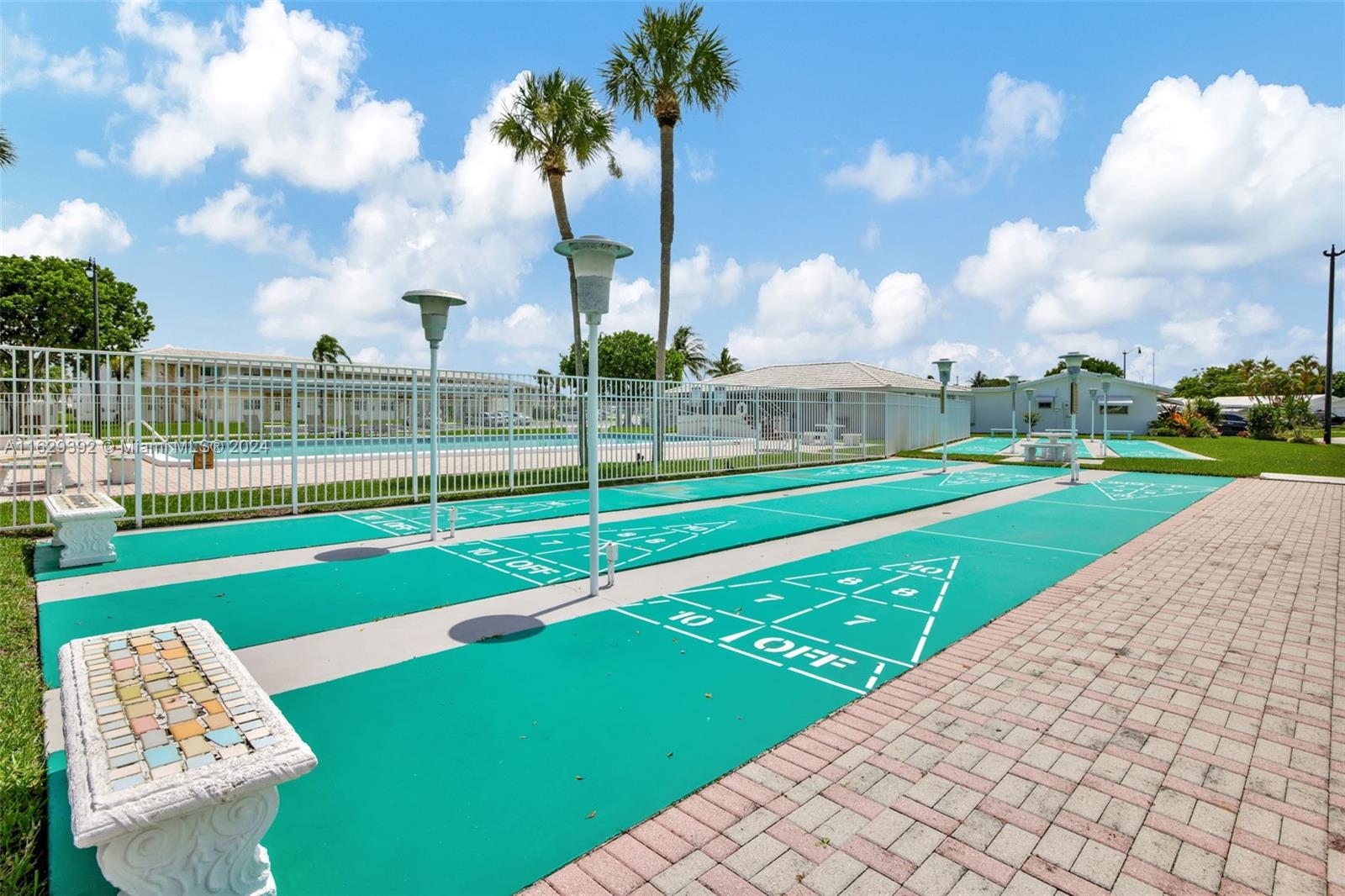 2525 W Golf Blvd # 223