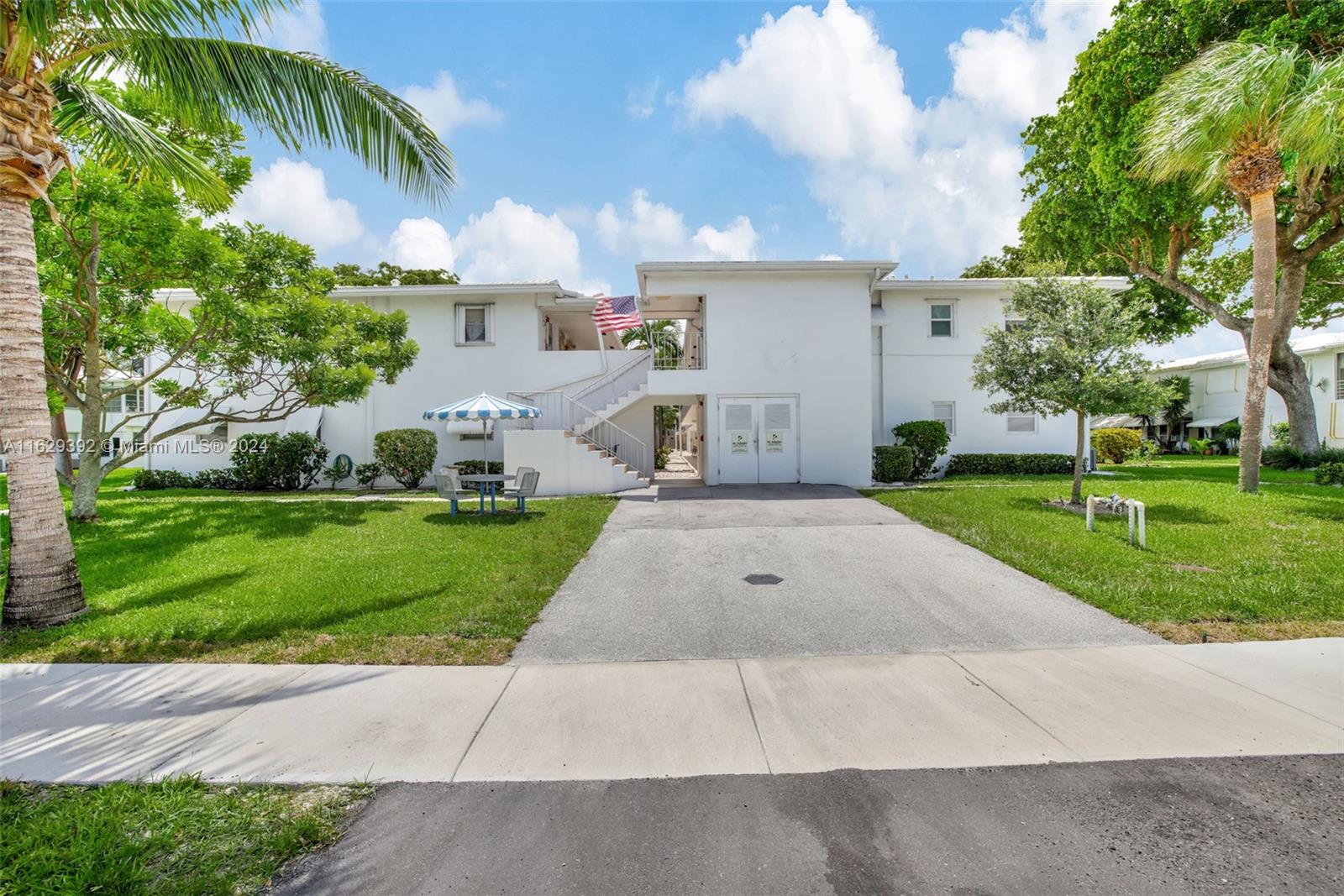 2525 W Golf Blvd # 223