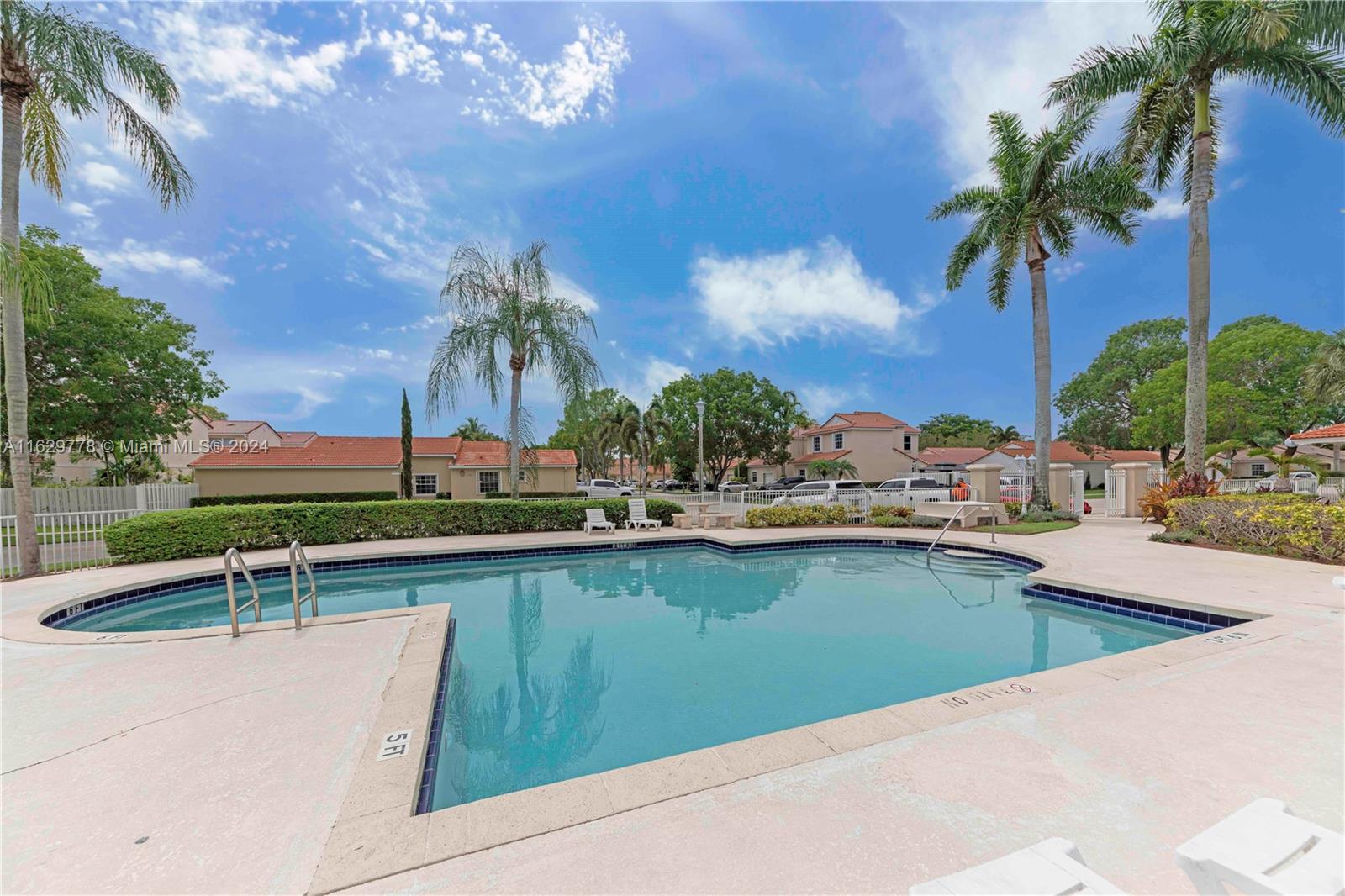 934 SW 179th Ave # 934