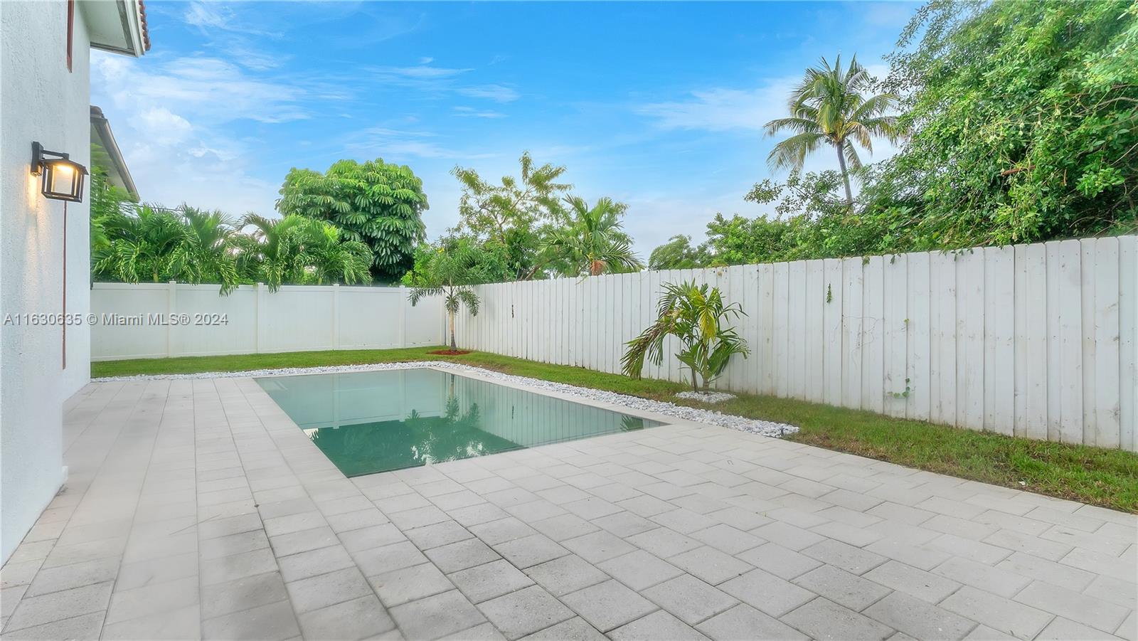 4840 NW 73rd Ave
