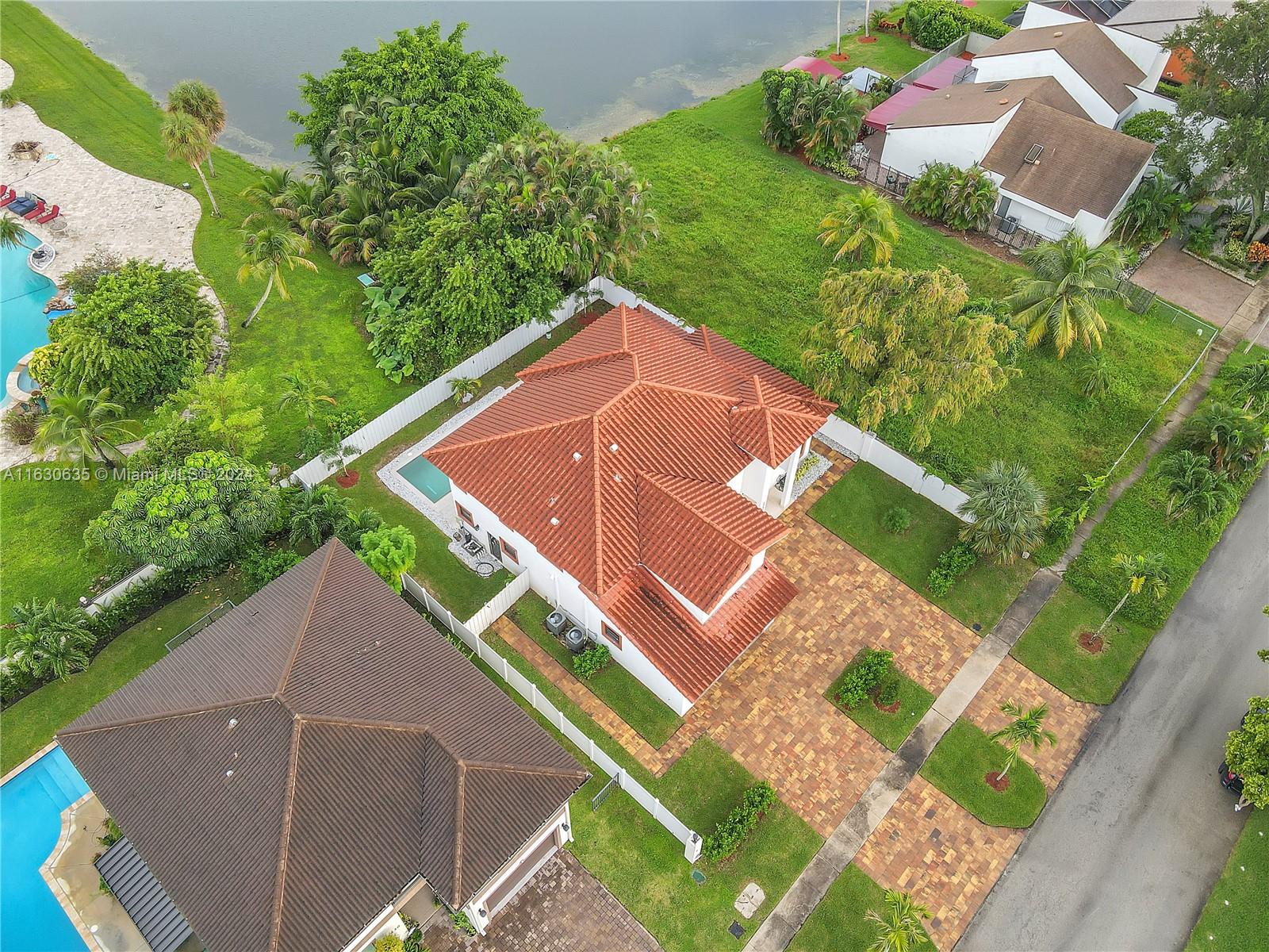 4840 NW 73rd Ave