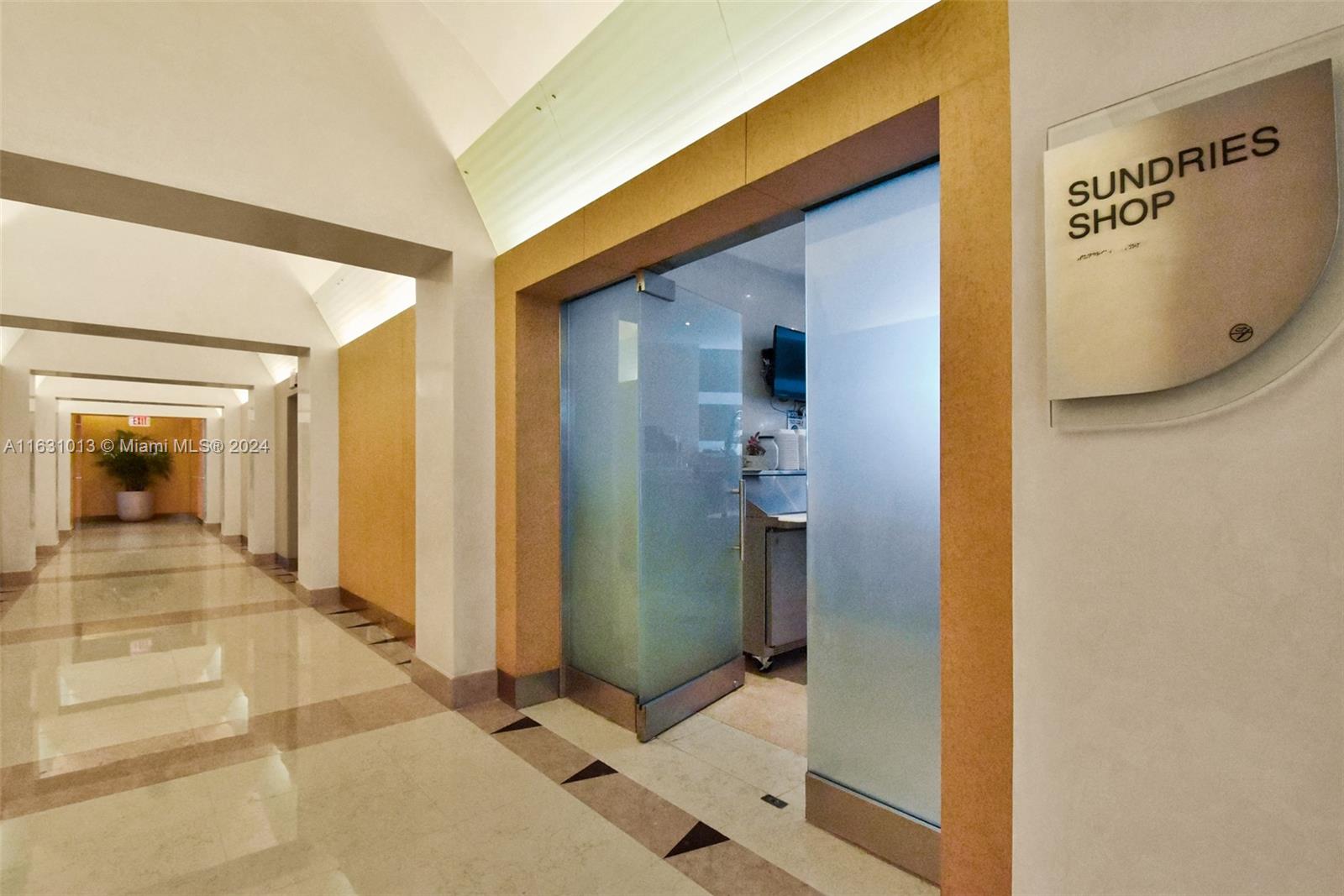 2127 Brickell Ave # 2502