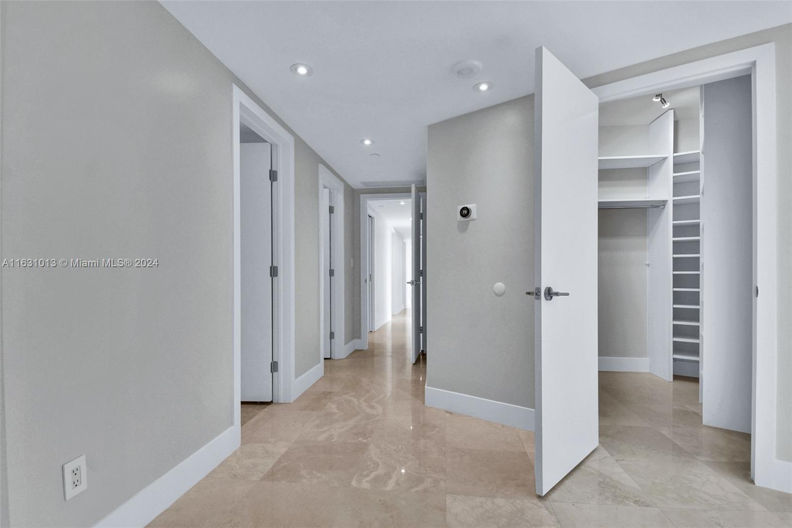 2127 Brickell Ave # 2502