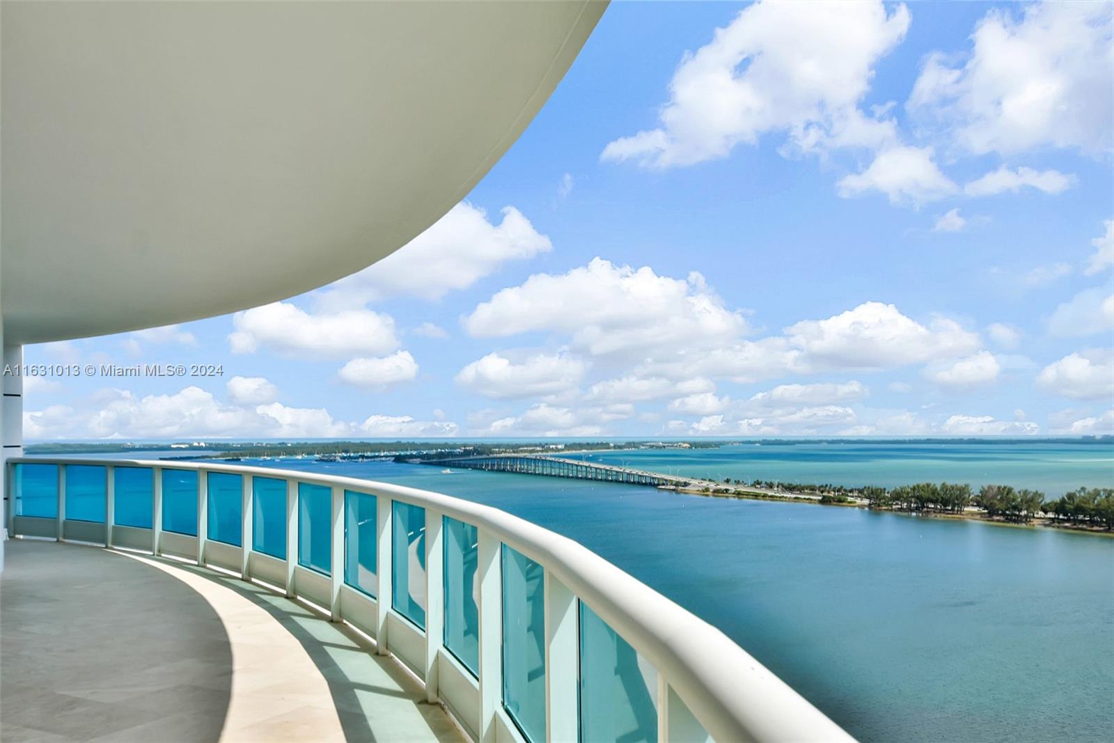 2127 Brickell Ave # 2502