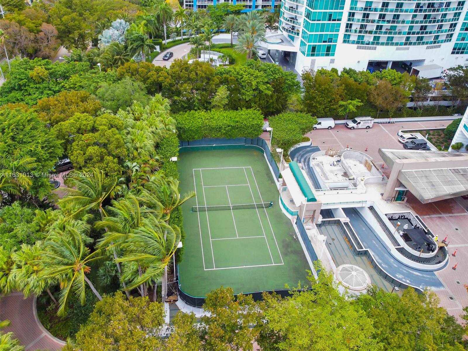 2127 Brickell Ave # 2502