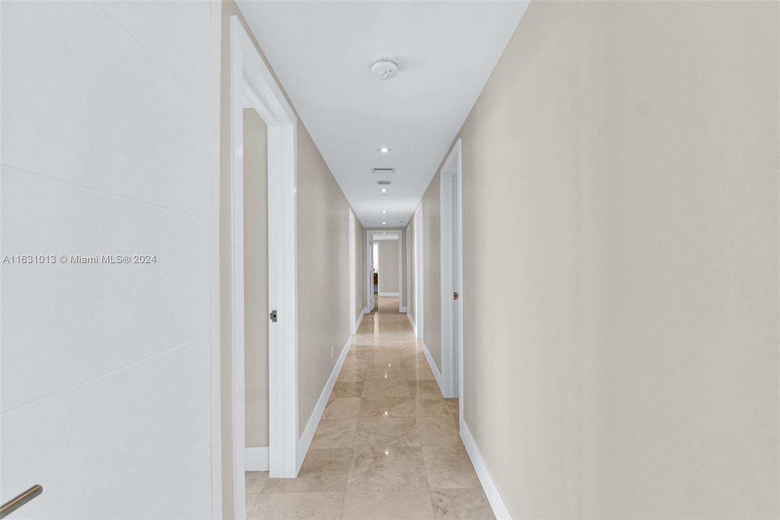 2127 Brickell Ave # 2502