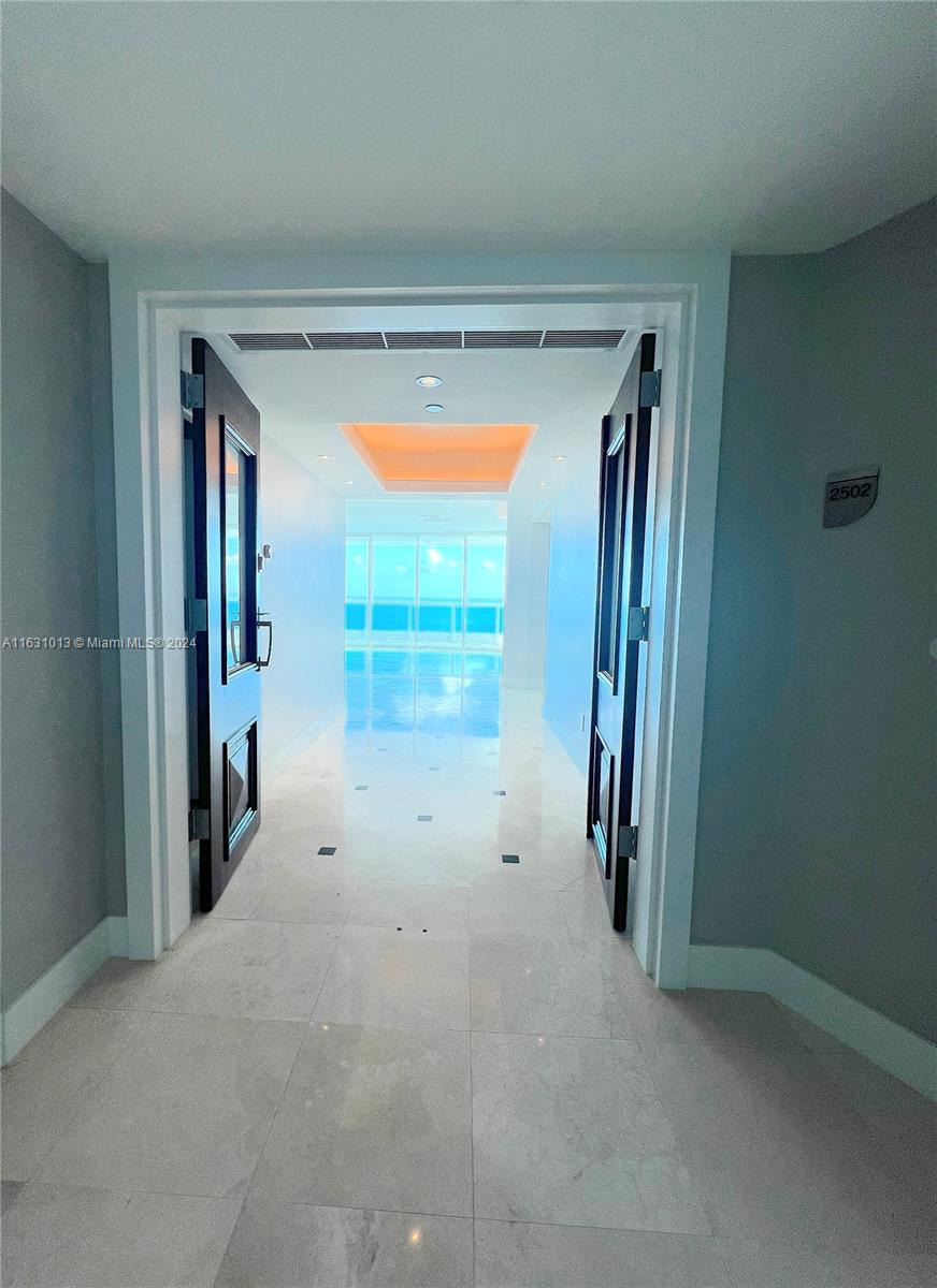 2127 Brickell Ave # 2502