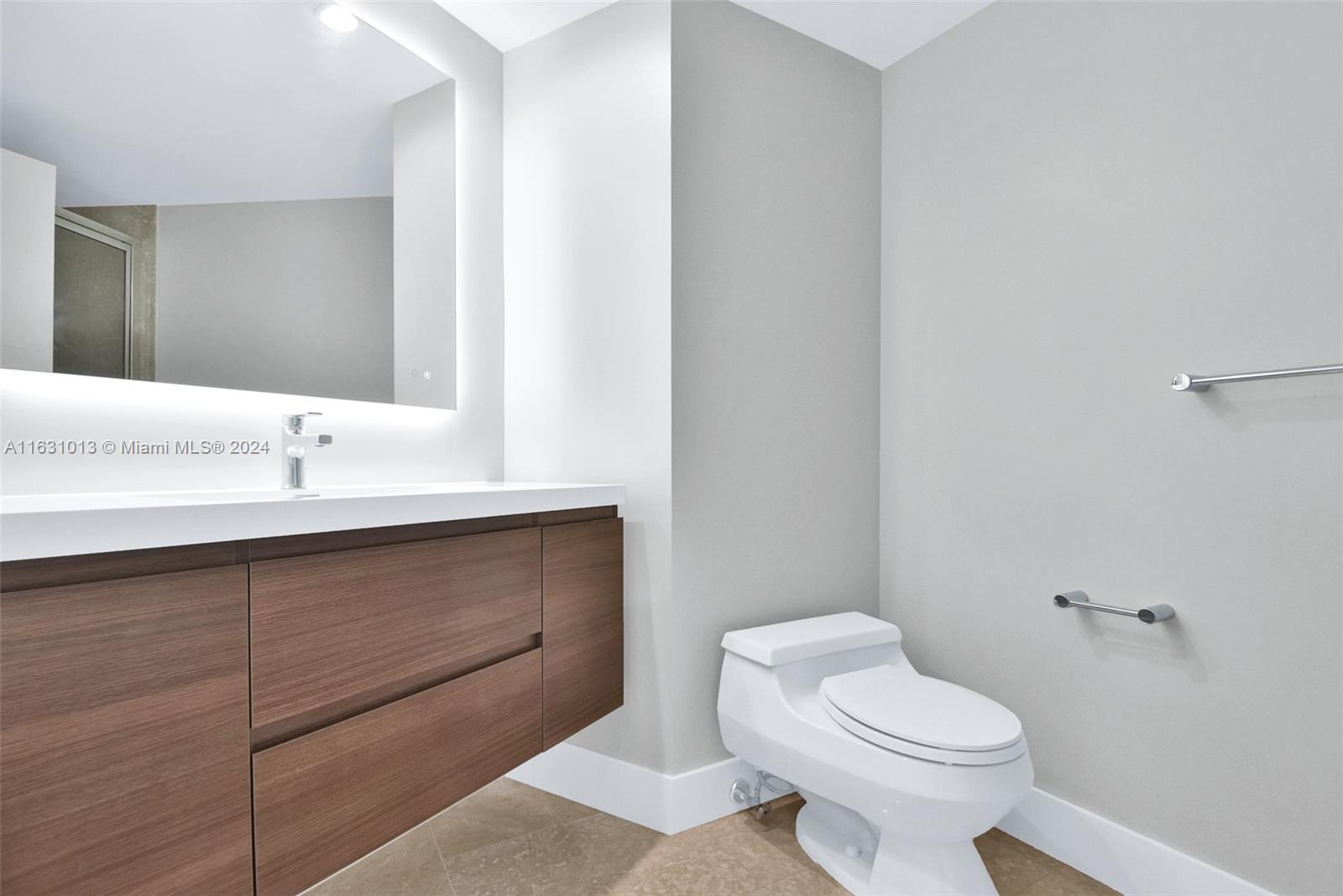 2127 Brickell Ave # 2502