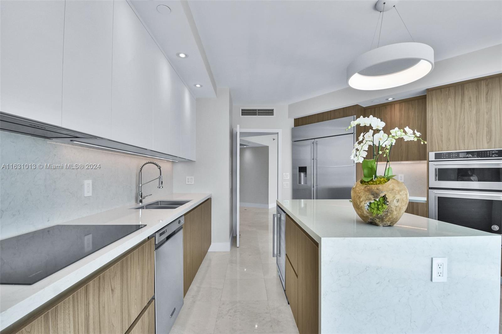 2127 Brickell Ave # 2502