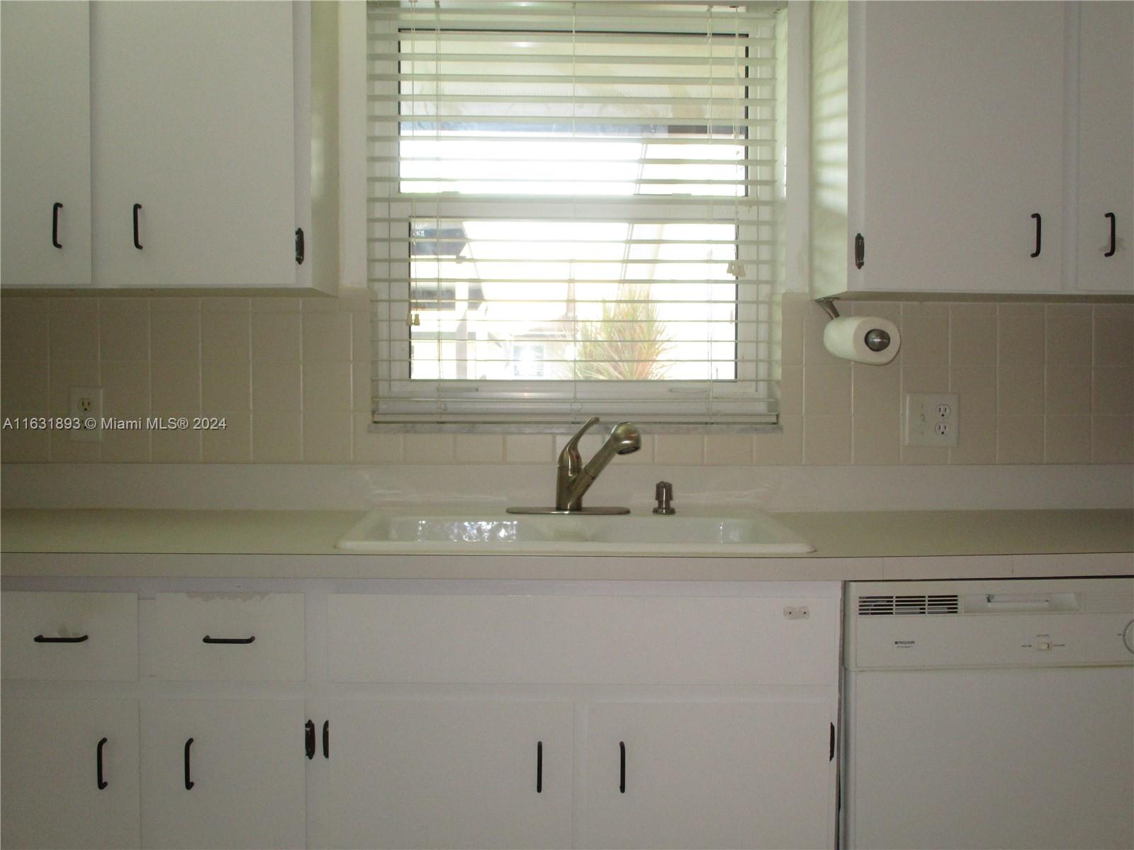 6531 SE Federal Hwy # 103 Unit: N 103