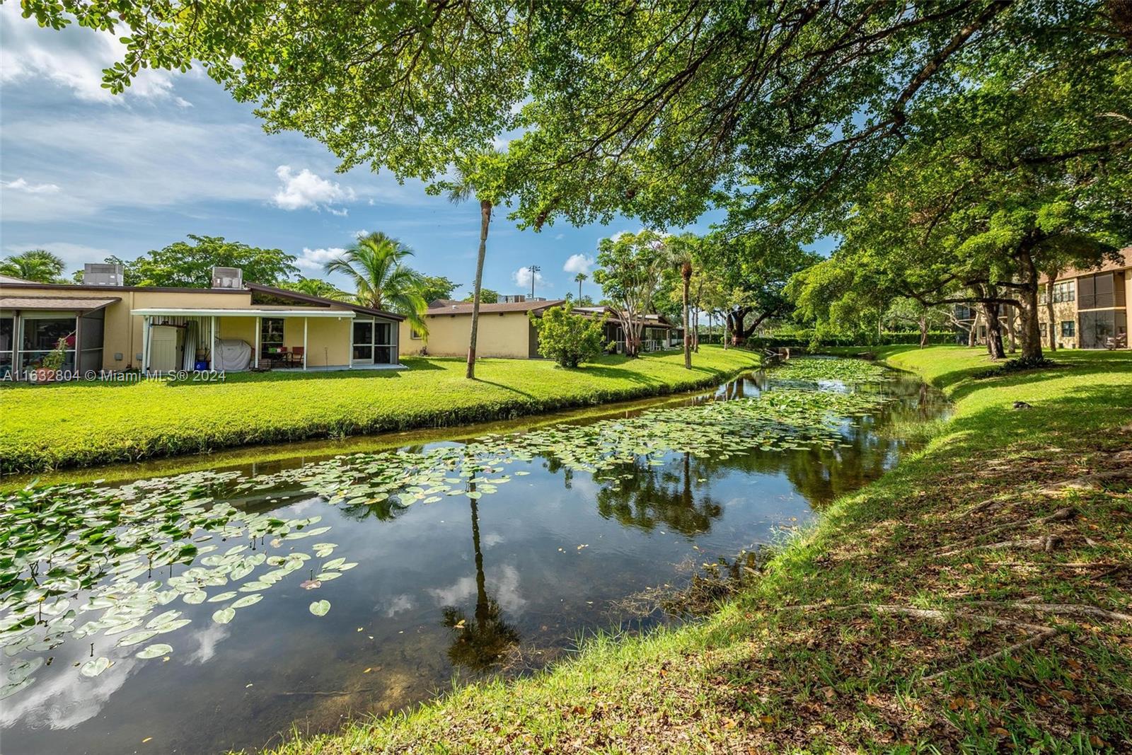 127 Gate Rd # 65 Unit: 2-65