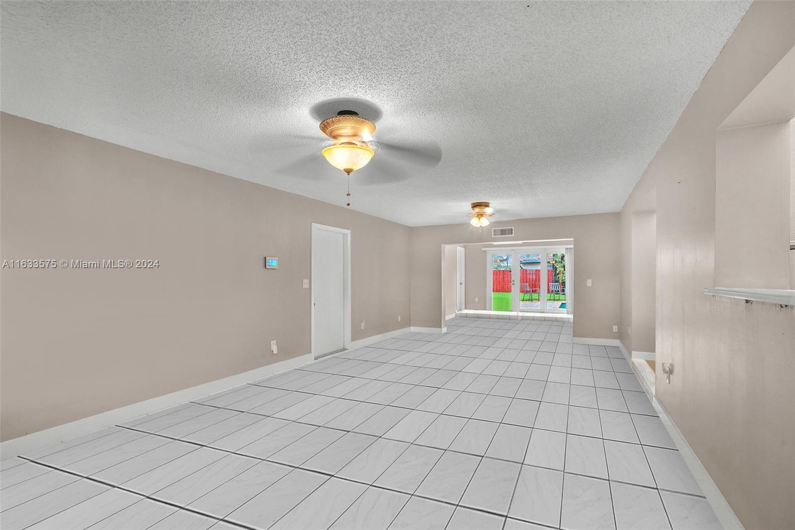 4400 NW 9th St
