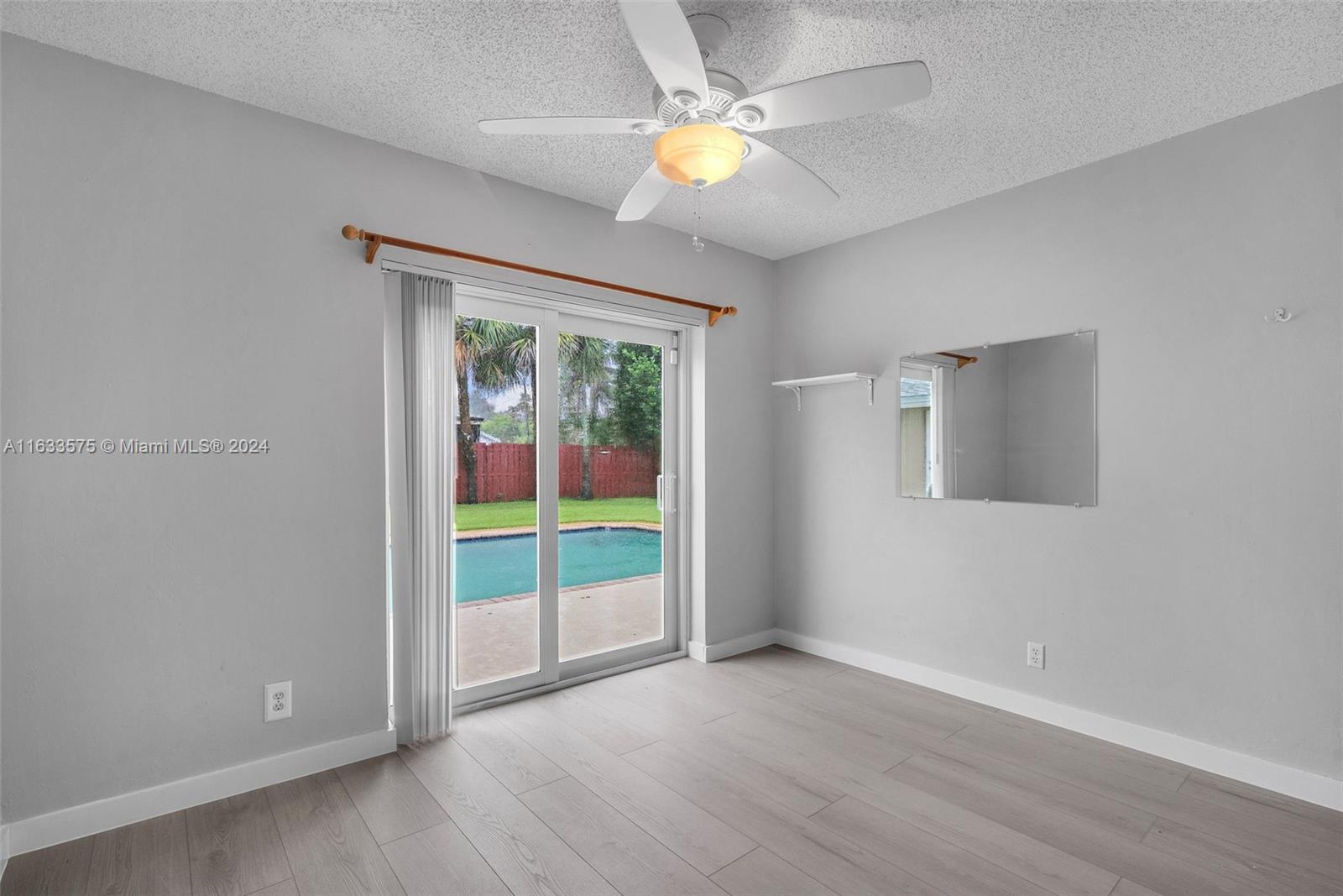 4400 NW 9th St