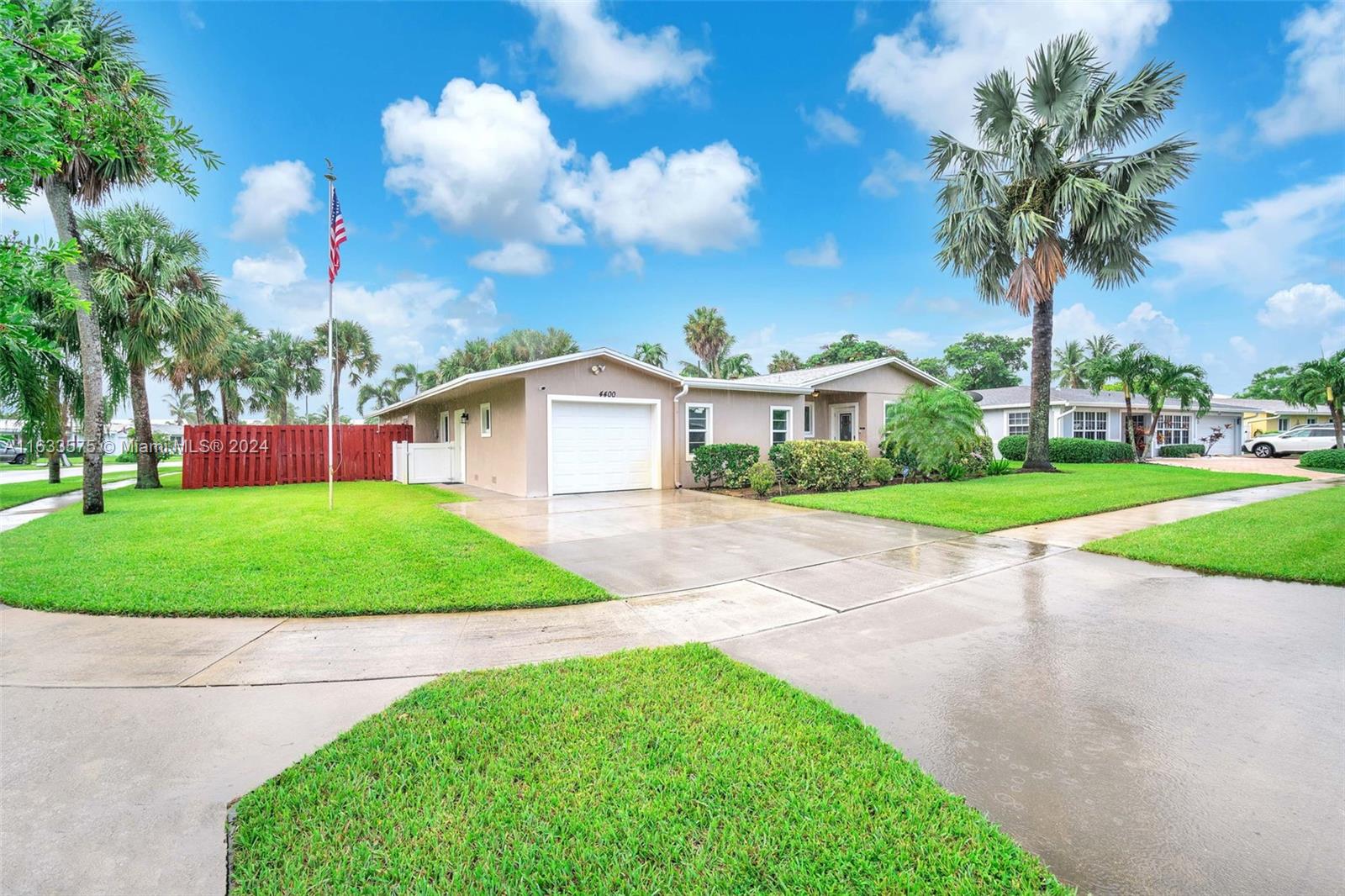 4400 NW 9th St