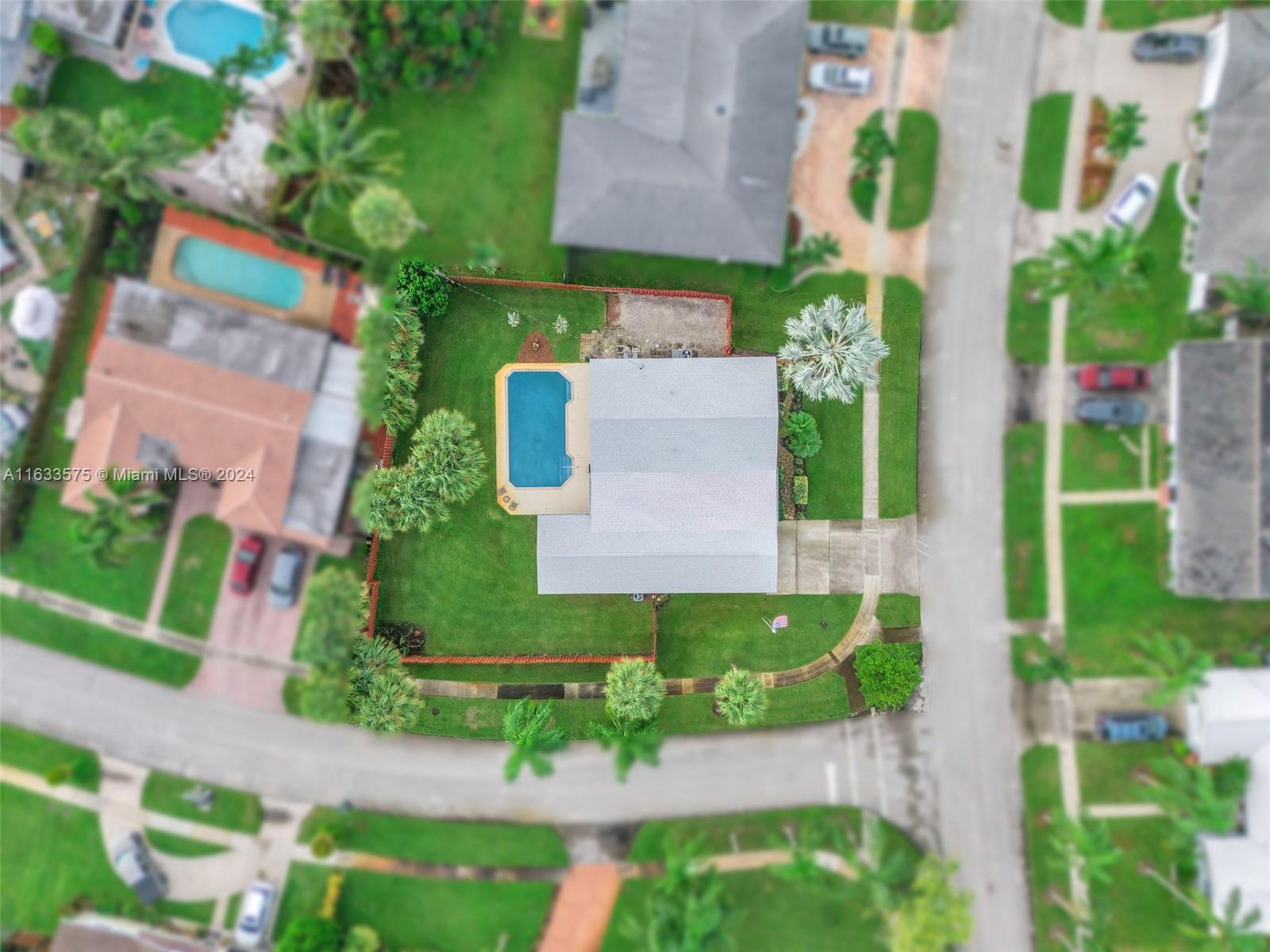 4400 NW 9th St