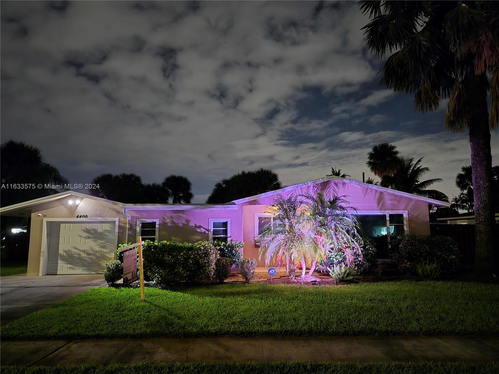 4400 NW 9th St